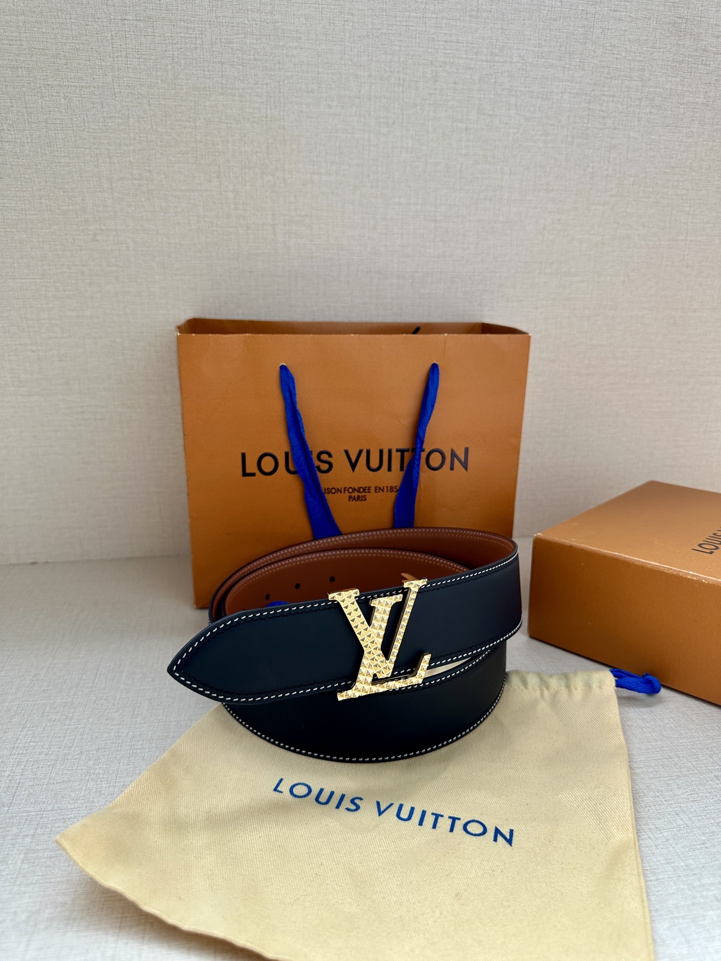 Louis Vuitton Leather Belt Top Grain Leather Black Wide Width M-l