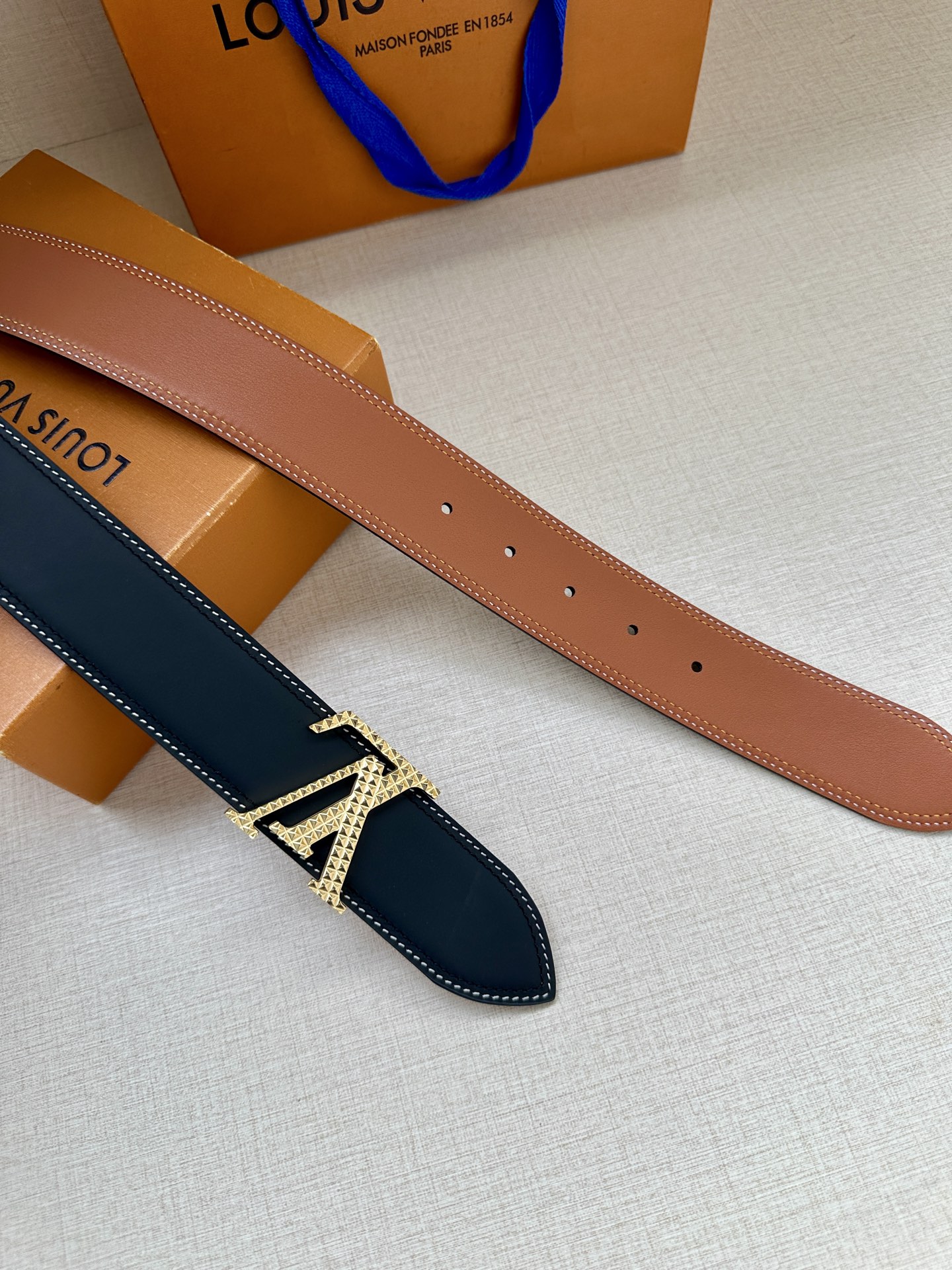 Louis Vuitton Leather Belt Top Grain Leather Black Wide Width M-l