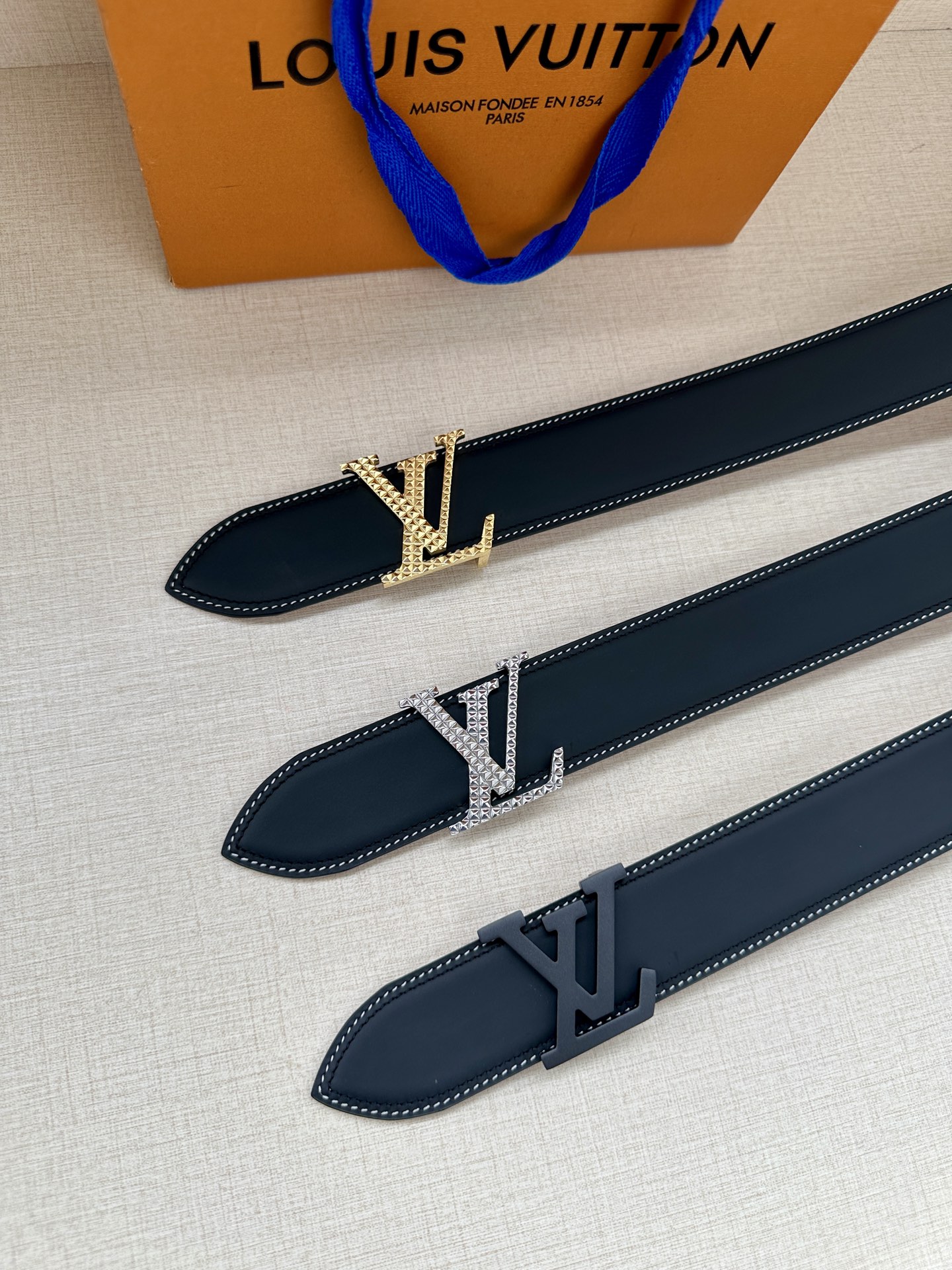 Louis Vuitton Leather Belt Top Grain Leather Black Wide Width M-l