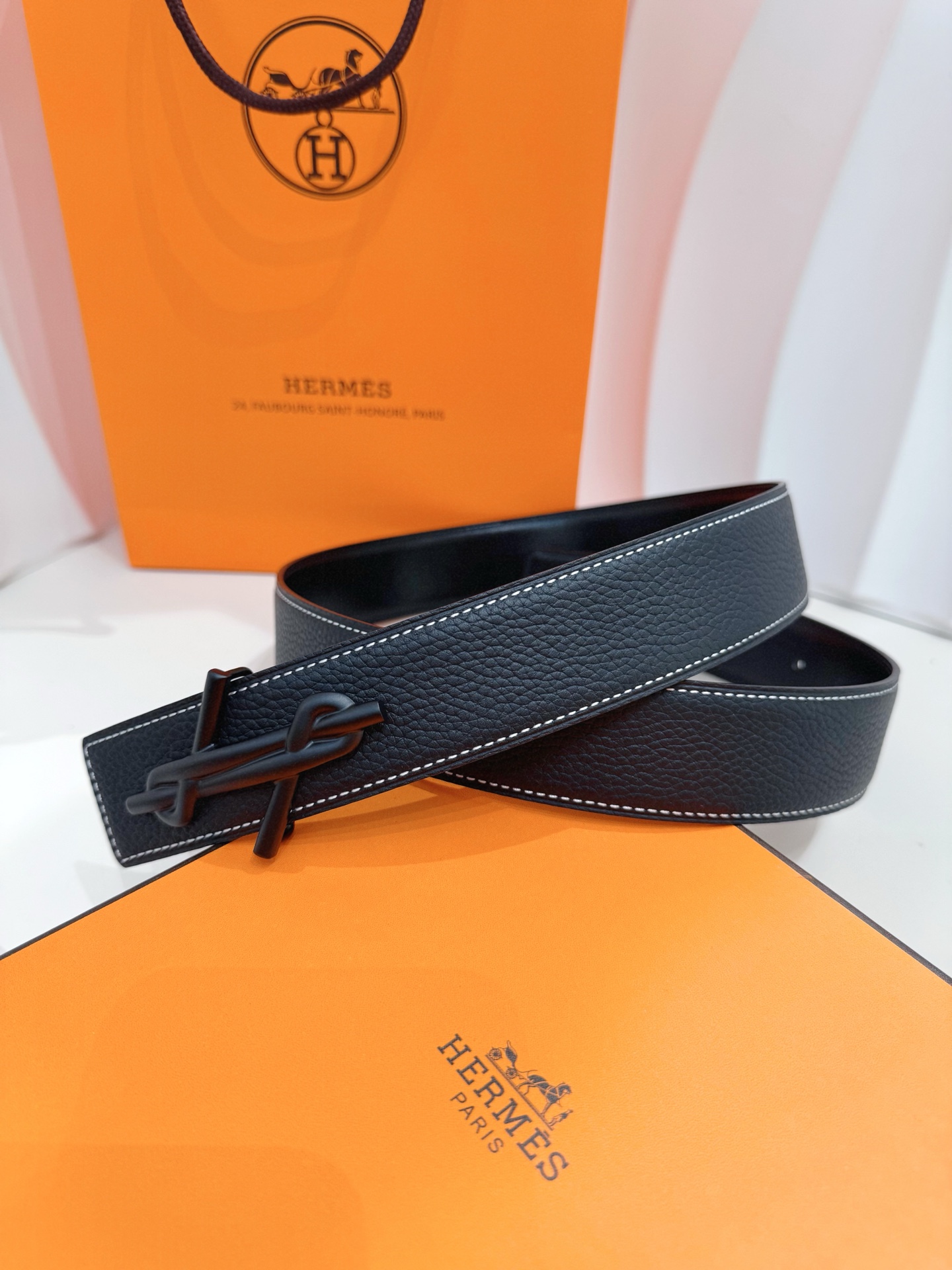 Hermès Leather Belt S-m