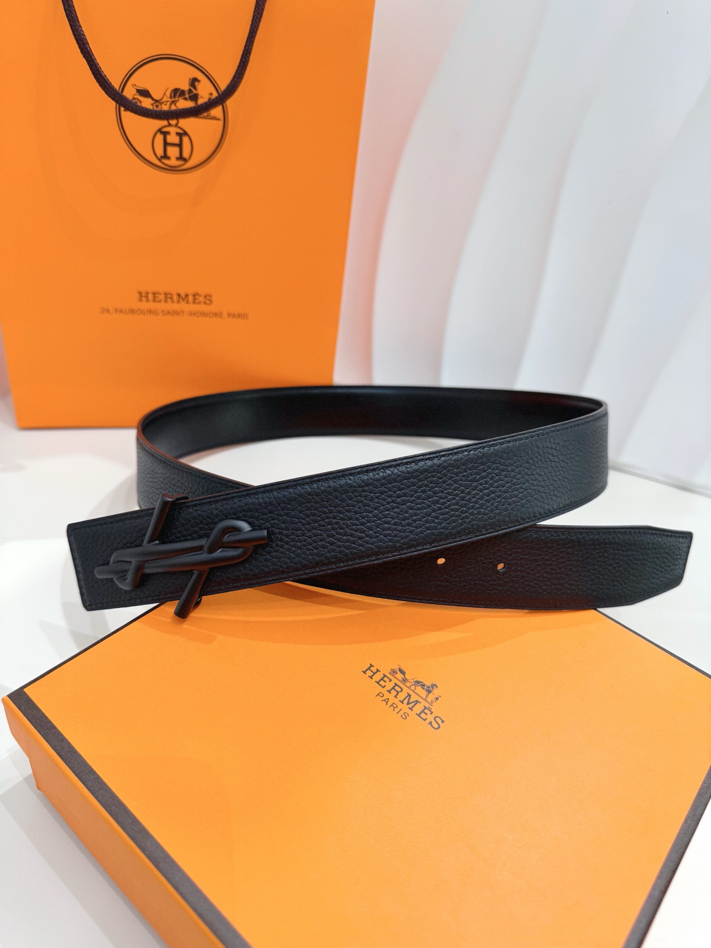 Hermès Leather Belt S-m