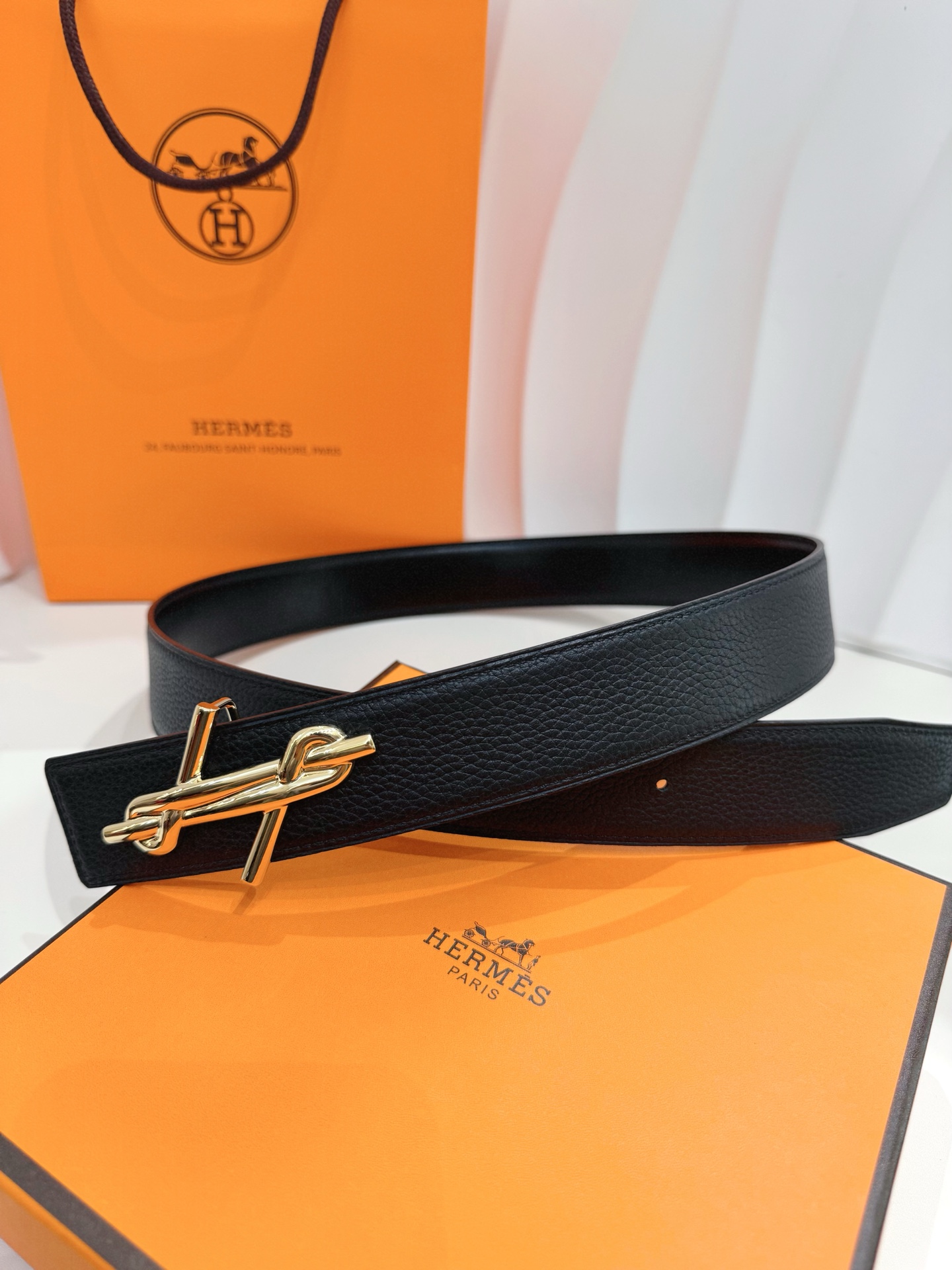 Hermès Leather Belt S-m