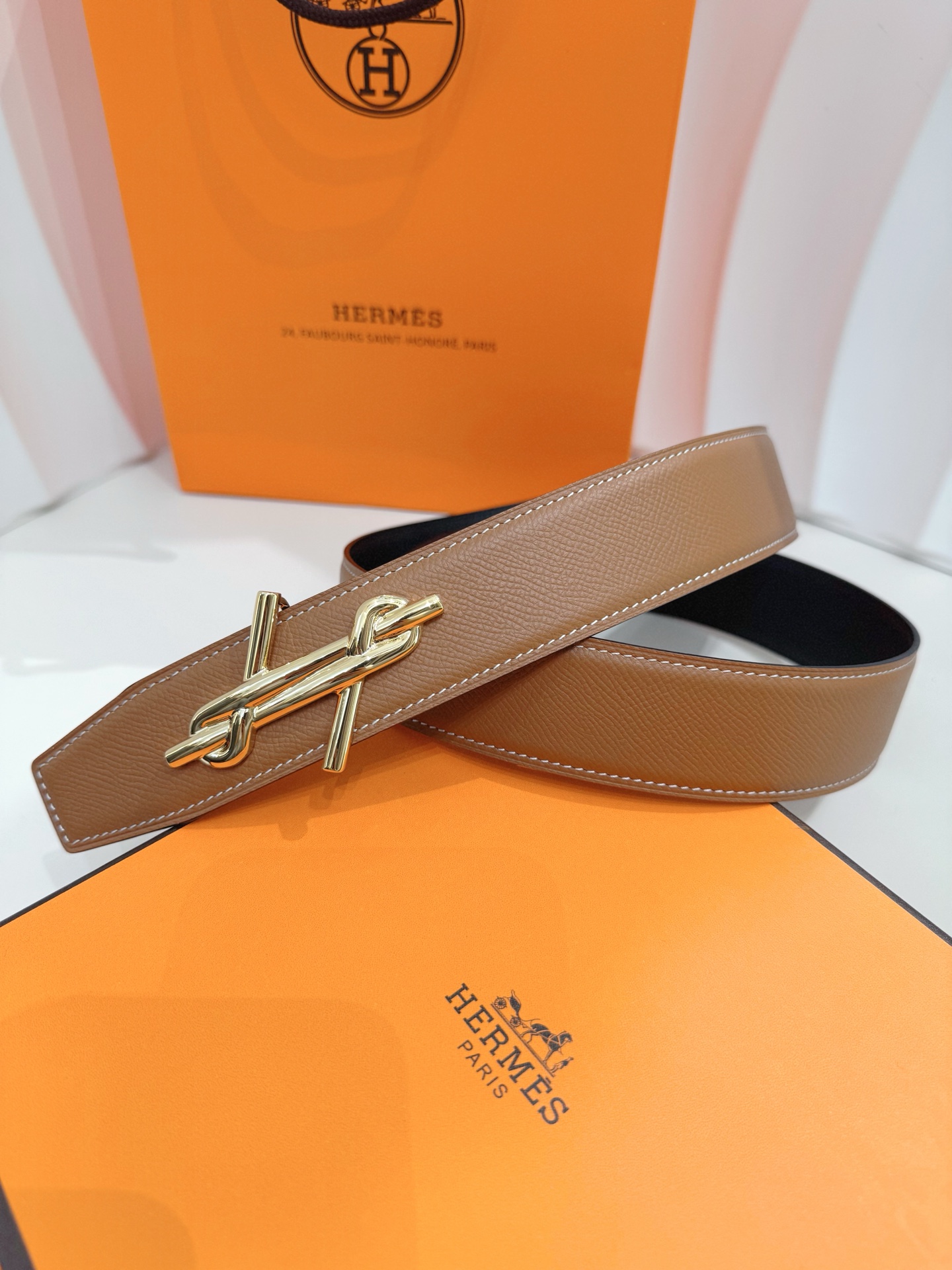 Hermès Leather Belt S-m