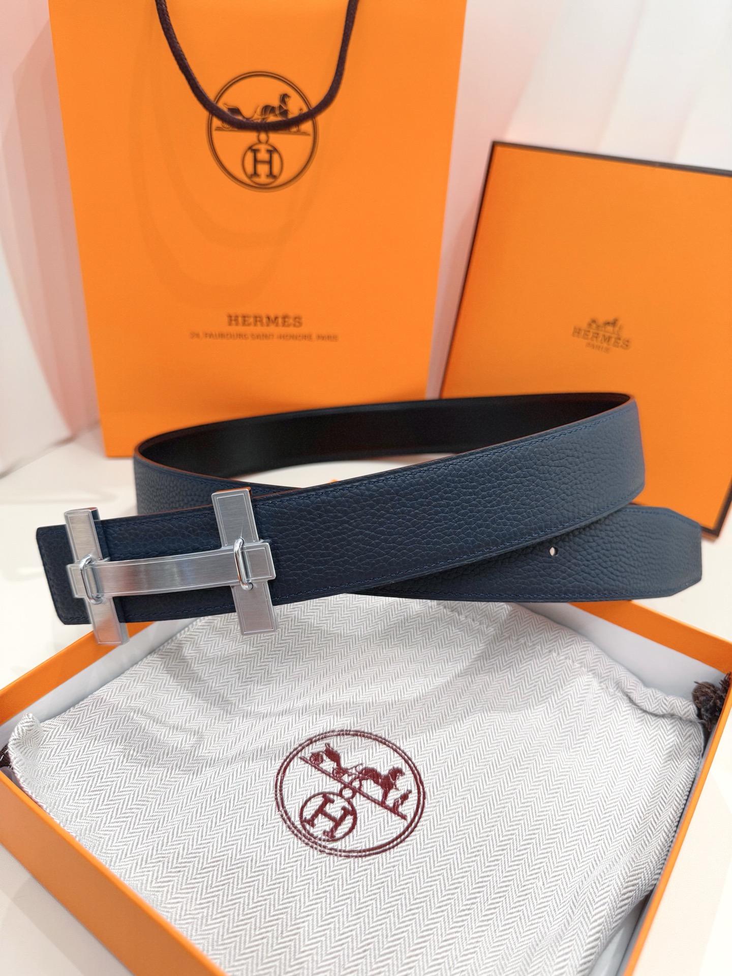 Hermès Leather Belt S-m