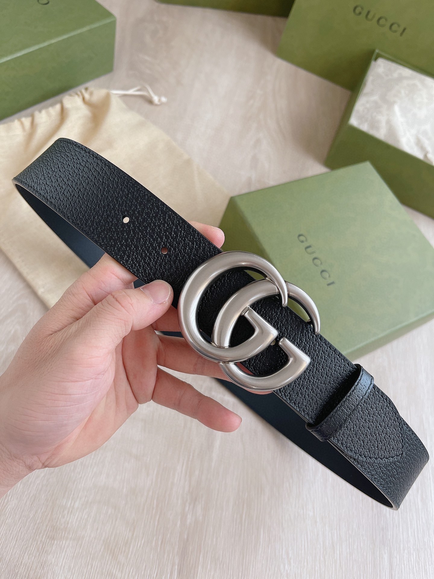 Gucci Basic Belt Cow Leather Black M
