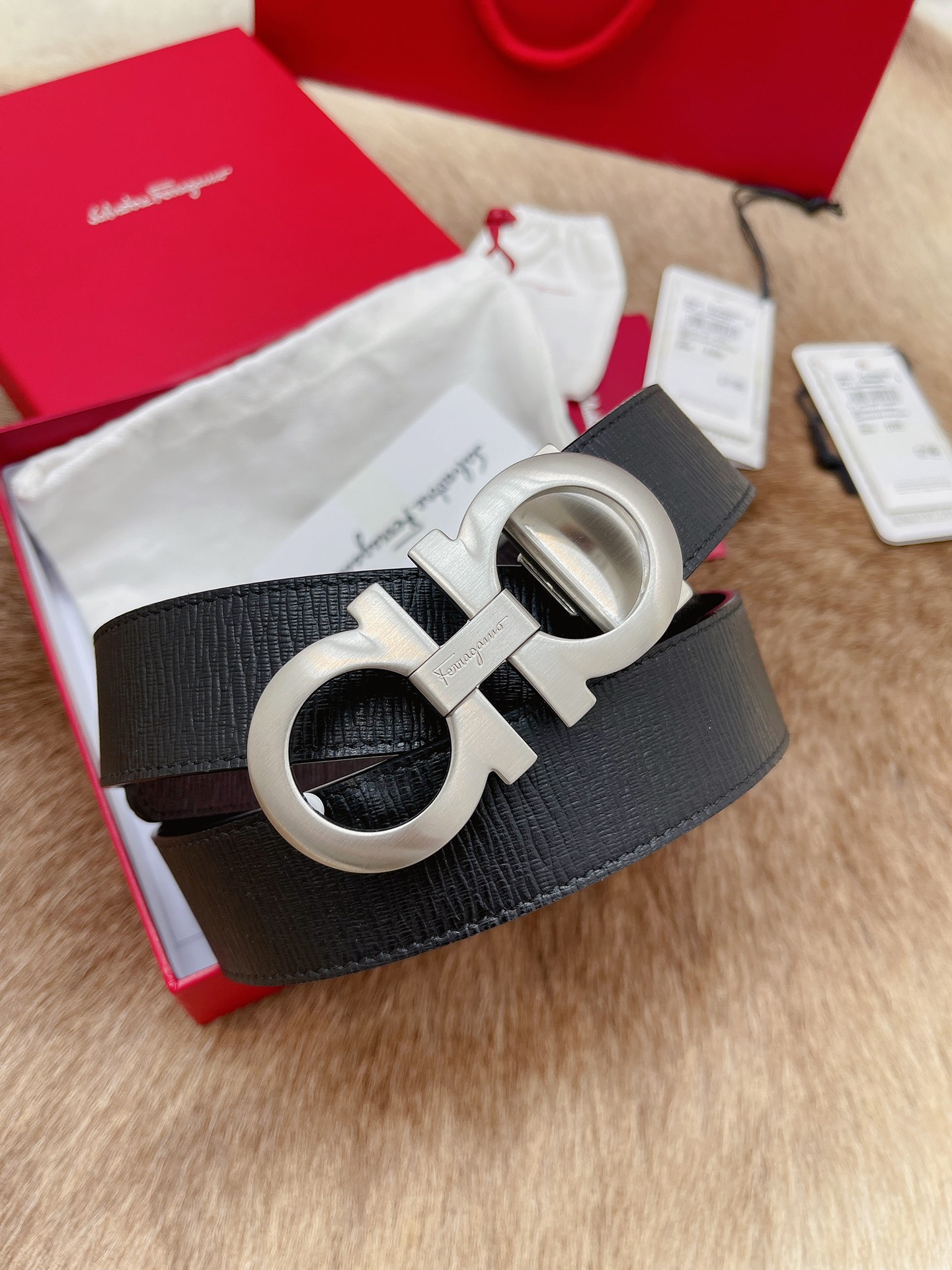 Salvatore Ferragamo Male Leather Belt M