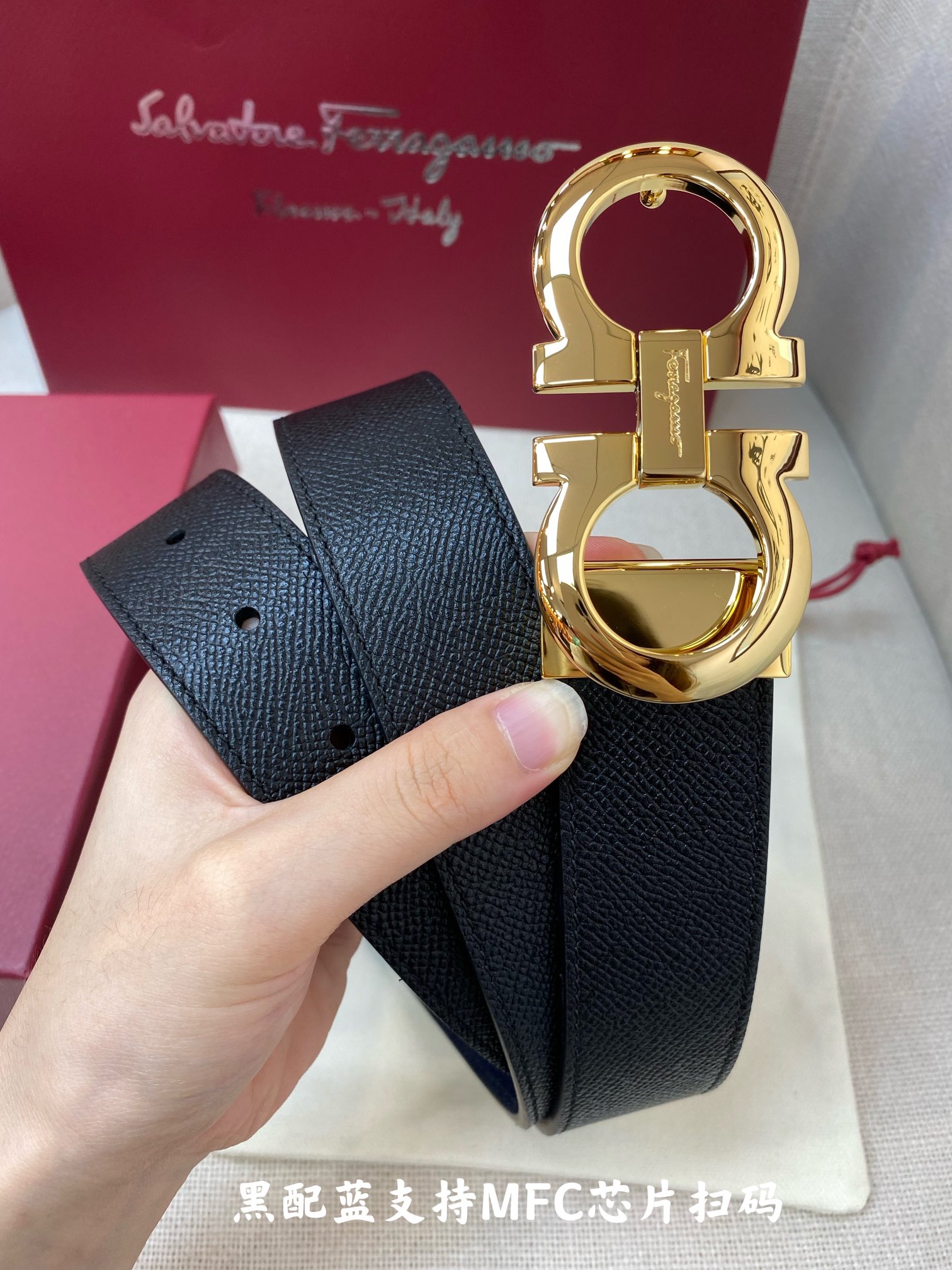 Salvatore Ferragamo Male Leather Belt 13514-m