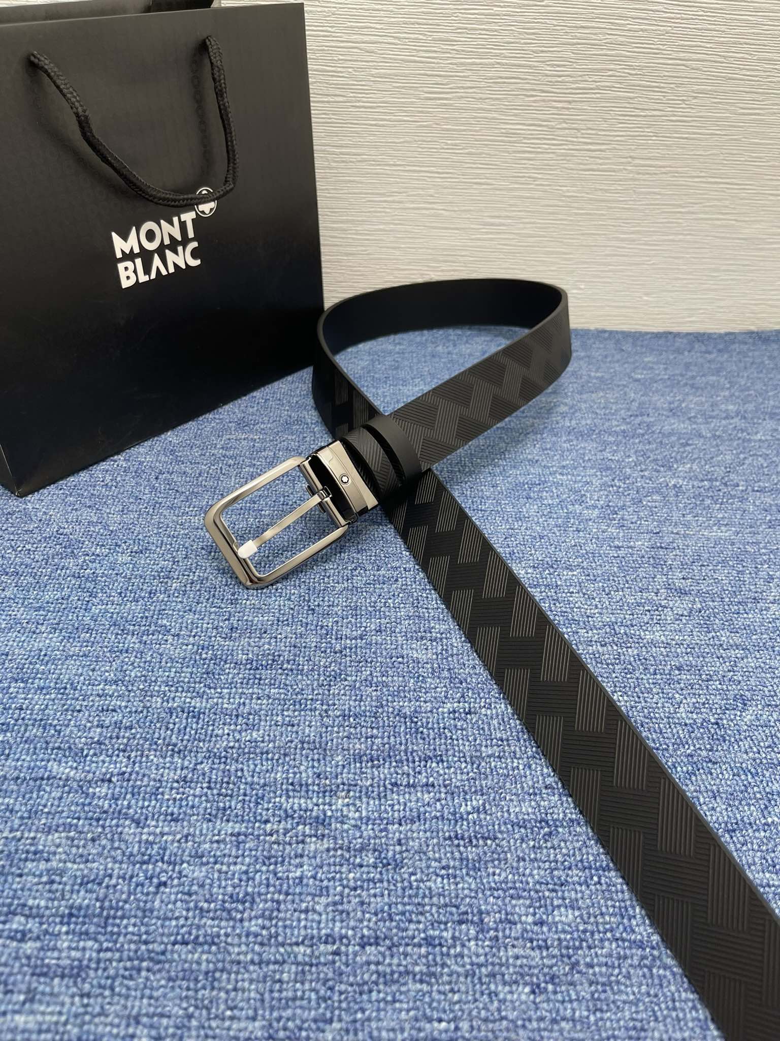 Louis Vuitton Basic Belt Cow Leather M