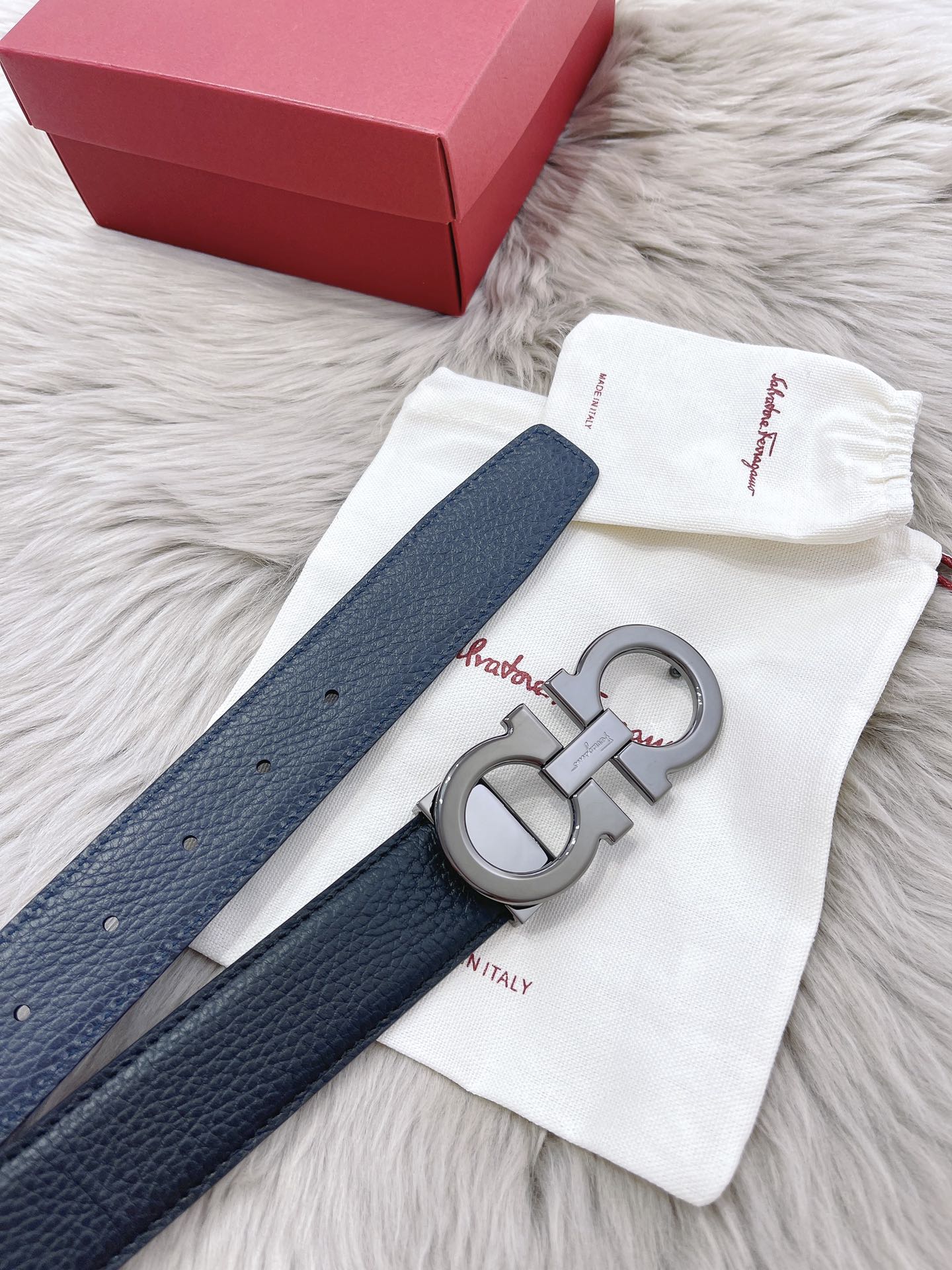 Salvatore Ferragamo Male Leather Belt 13514-m