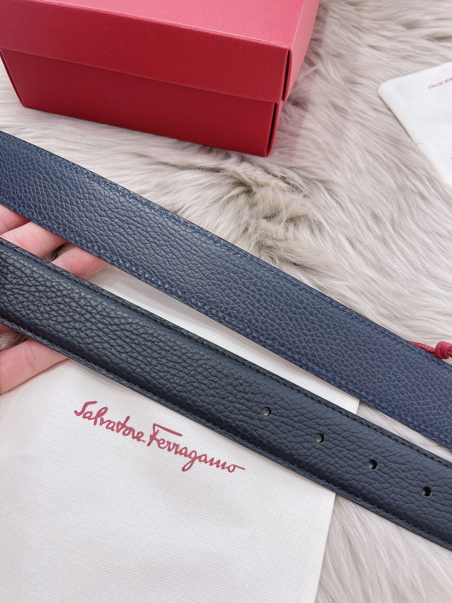 Salvatore Ferragamo Male Leather Belt 13514-m