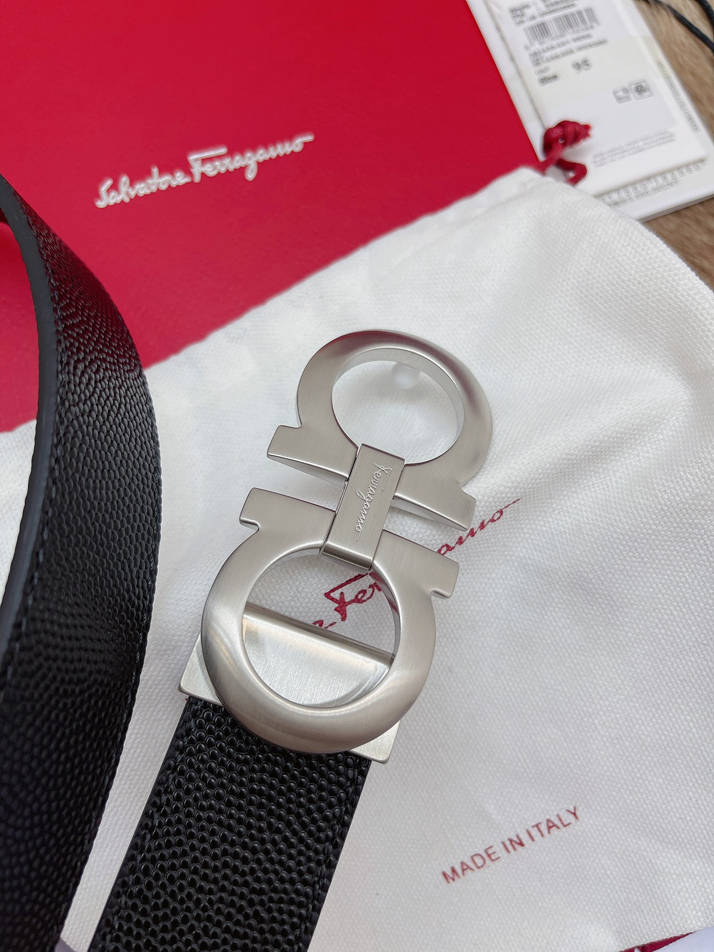 Salvatore Ferragamo Male Leather Belt 13514-m