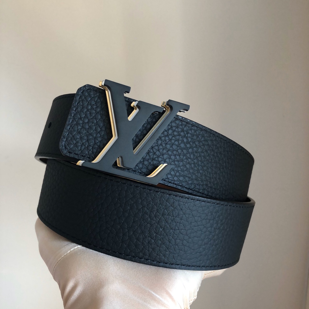 Louis Vuitton Male Leather Belt M-l