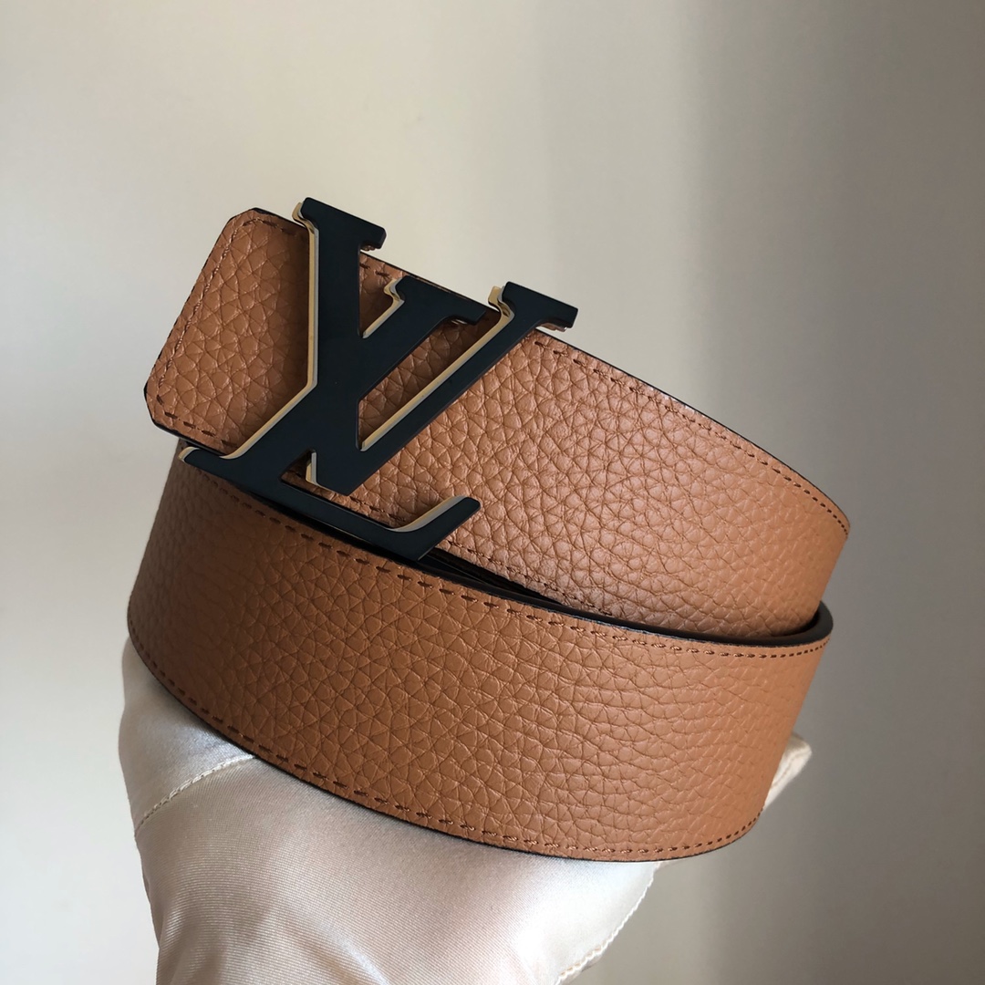 Louis Vuitton Male Leather Belt M-l