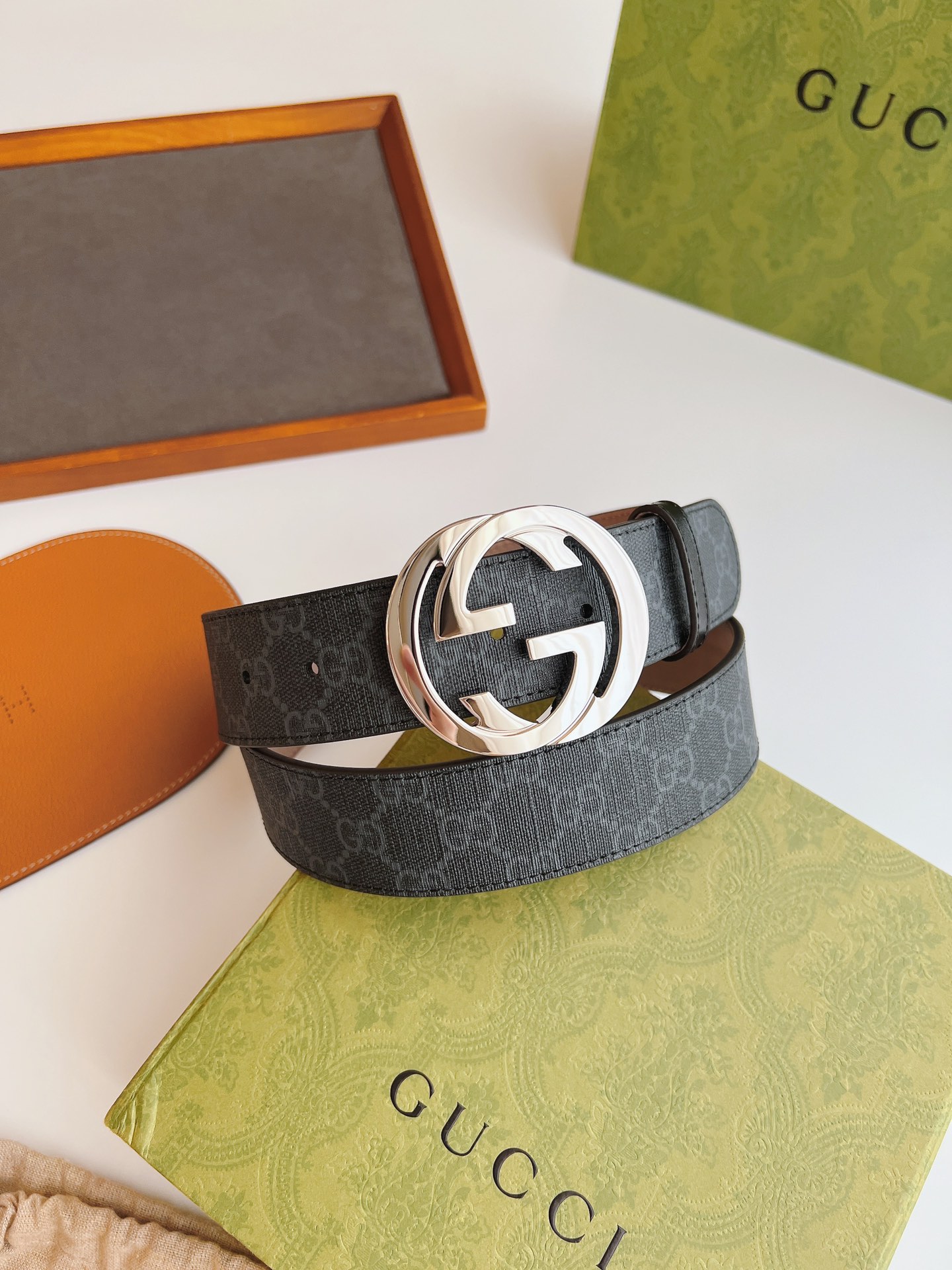 Gucci Male Leather Belt Top Grain Leather M