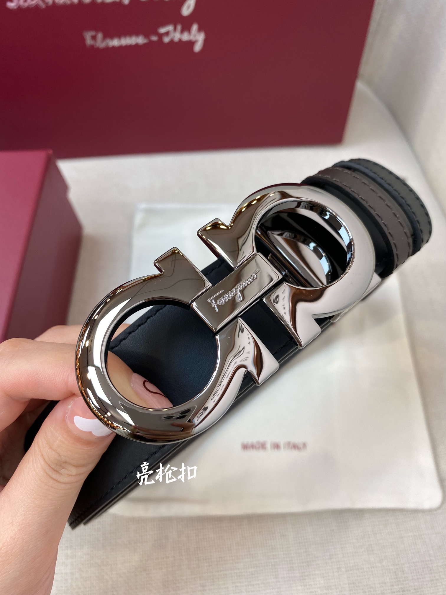 Salvatore Ferragamo Male Leather Belt M