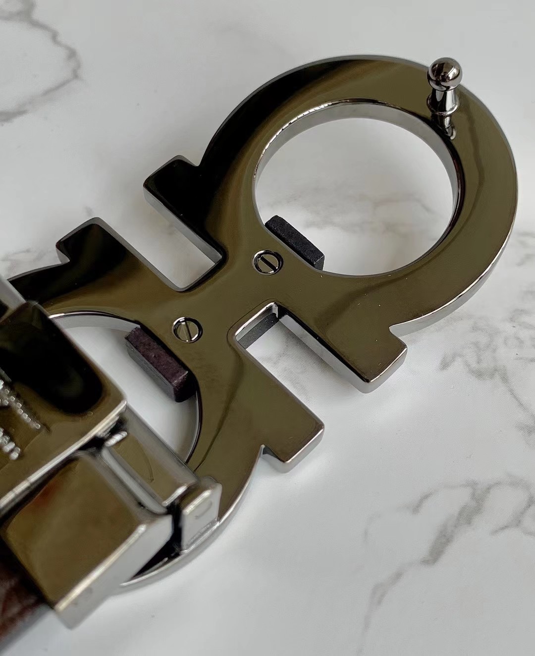 Salvatore Ferragamo Male Leather Belt M