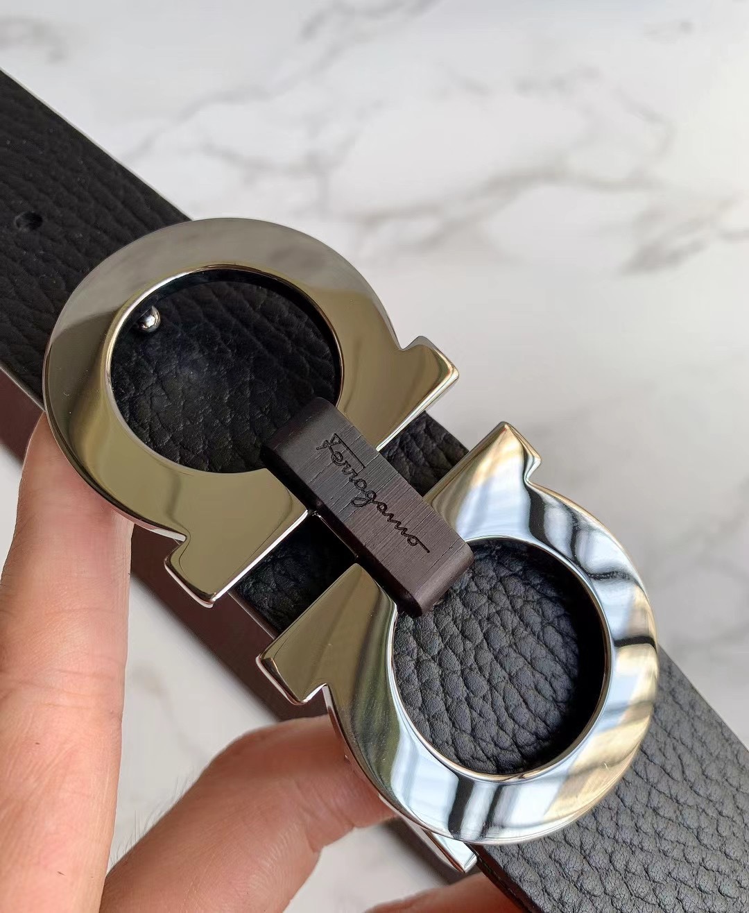 Salvatore Ferragamo Male Leather Belt M