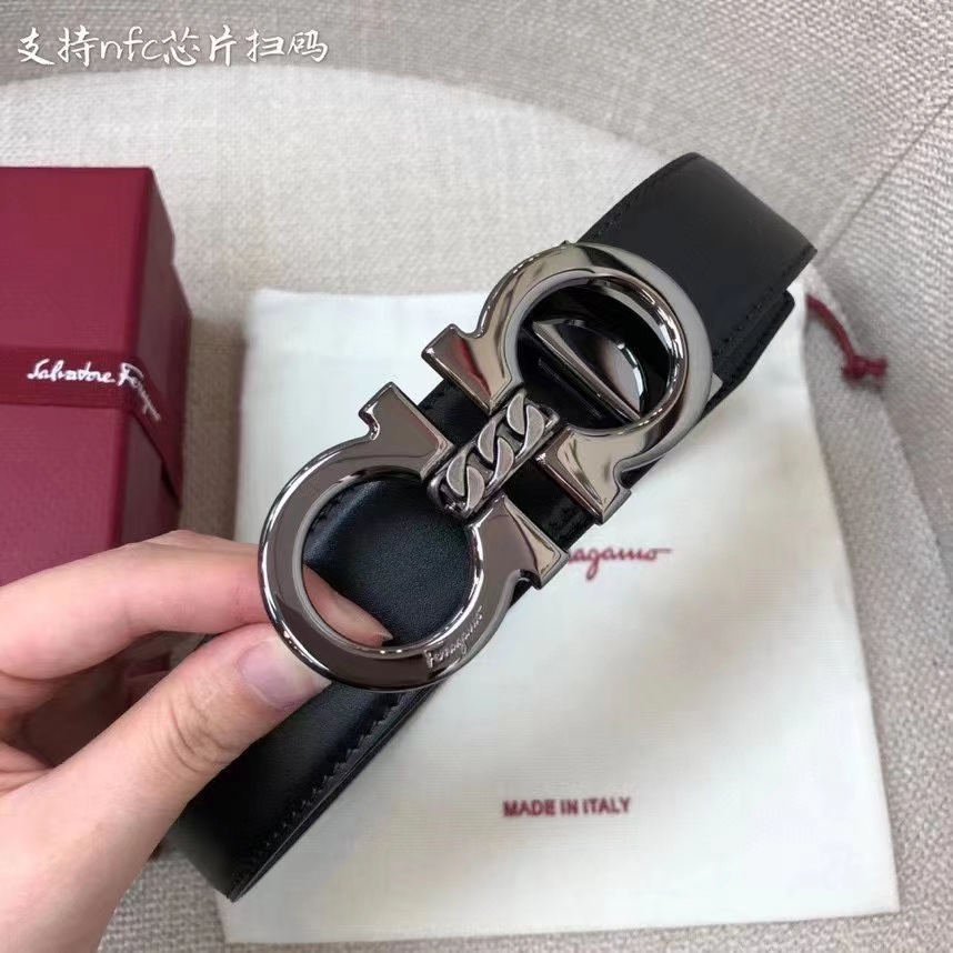 Salvatore Ferragamo Male Leather Belt M