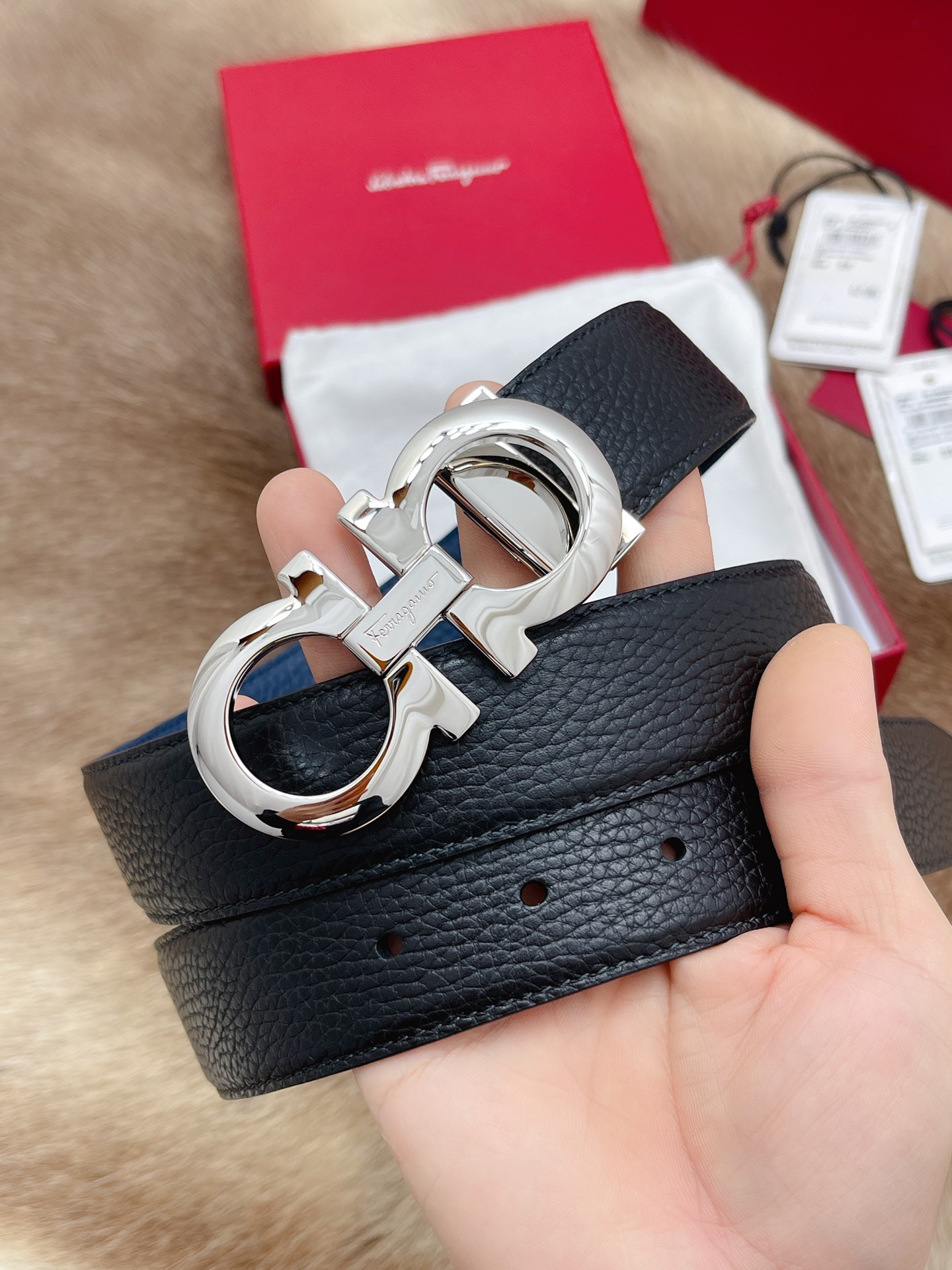 Salvatore Ferragamo Male Leather Belt M