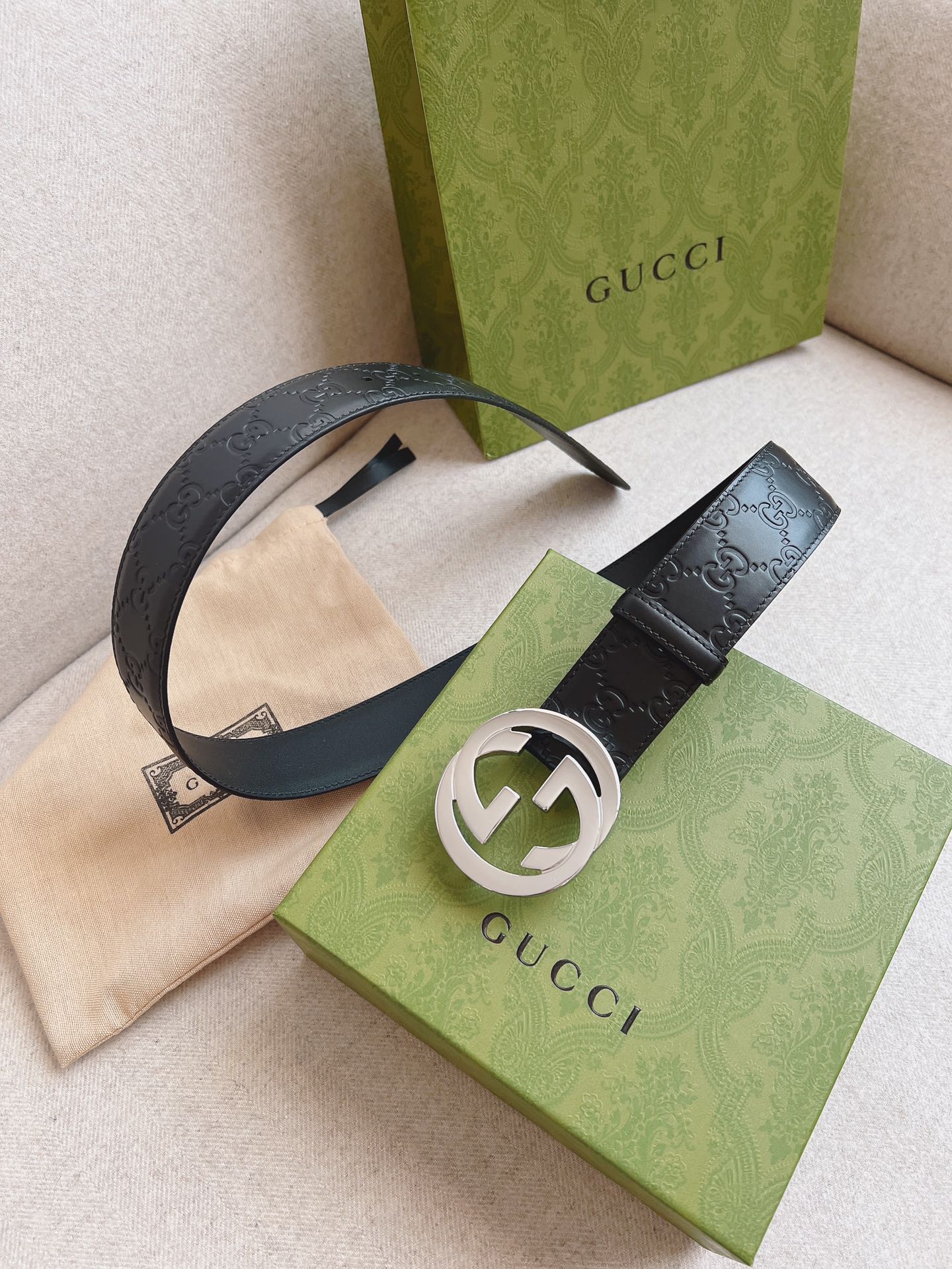 Gucci Leather Belt S-m