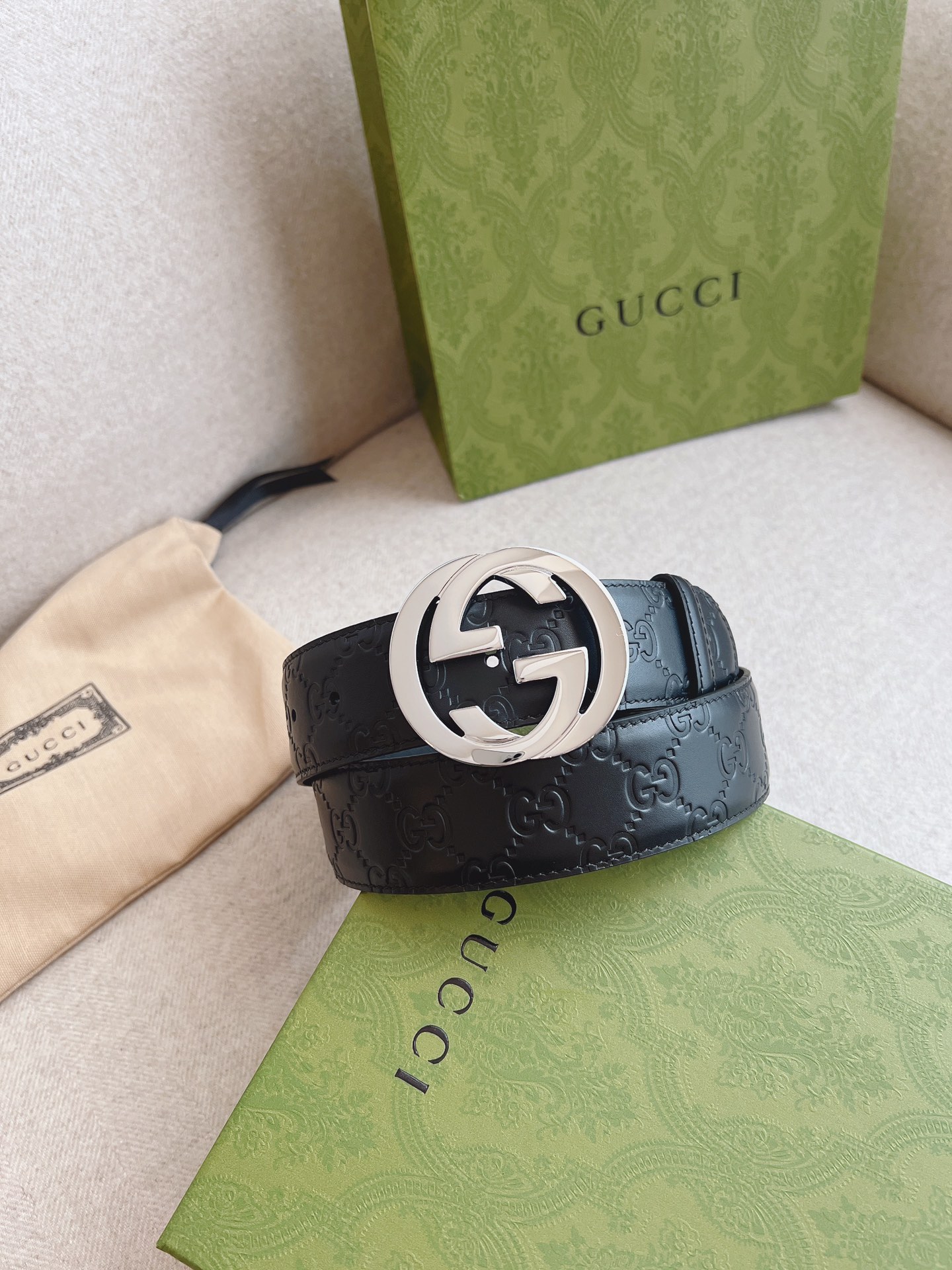 Gucci Leather Belt S-m