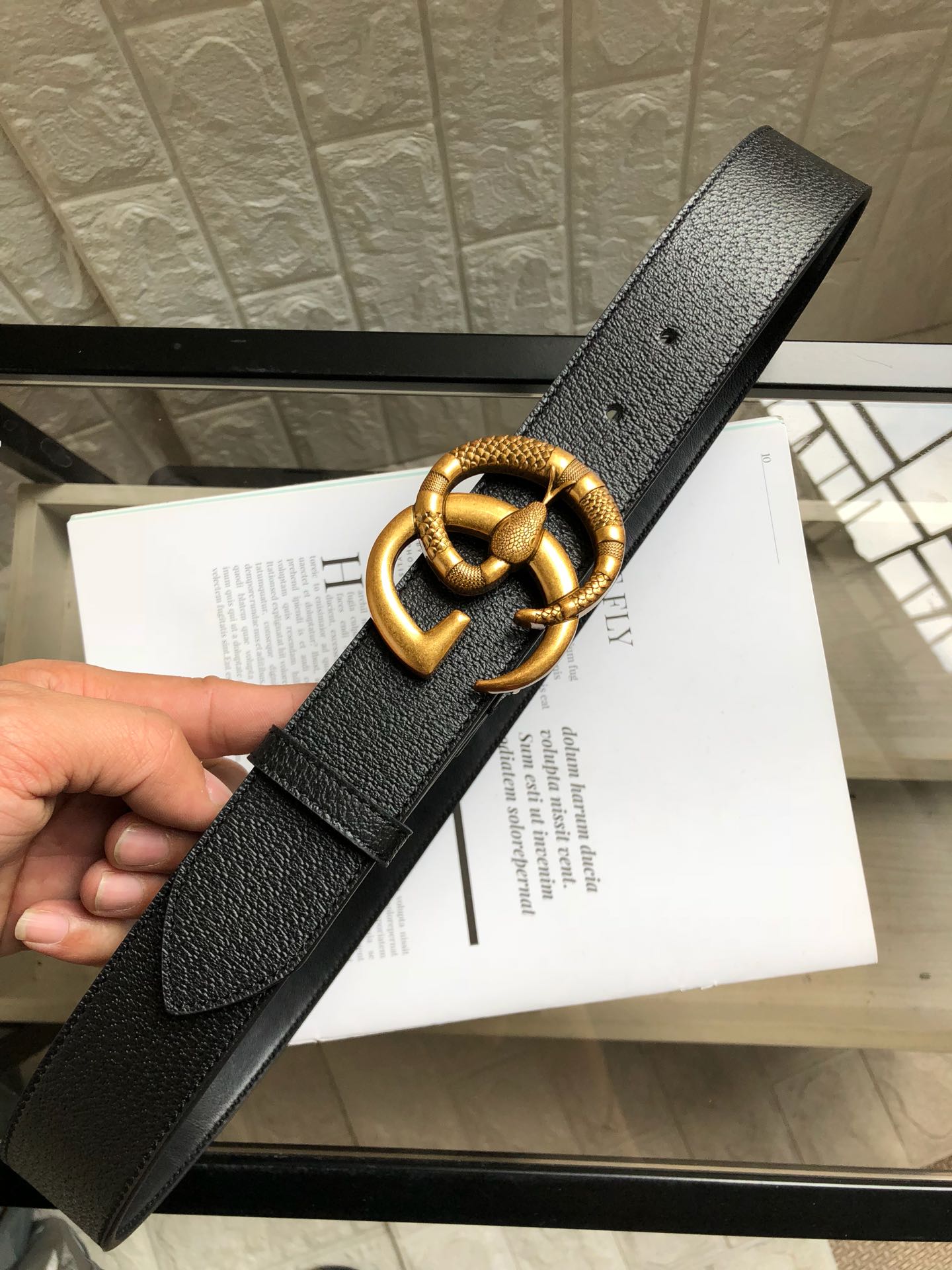 Gucci Basic Belt Cow Leather 40mm