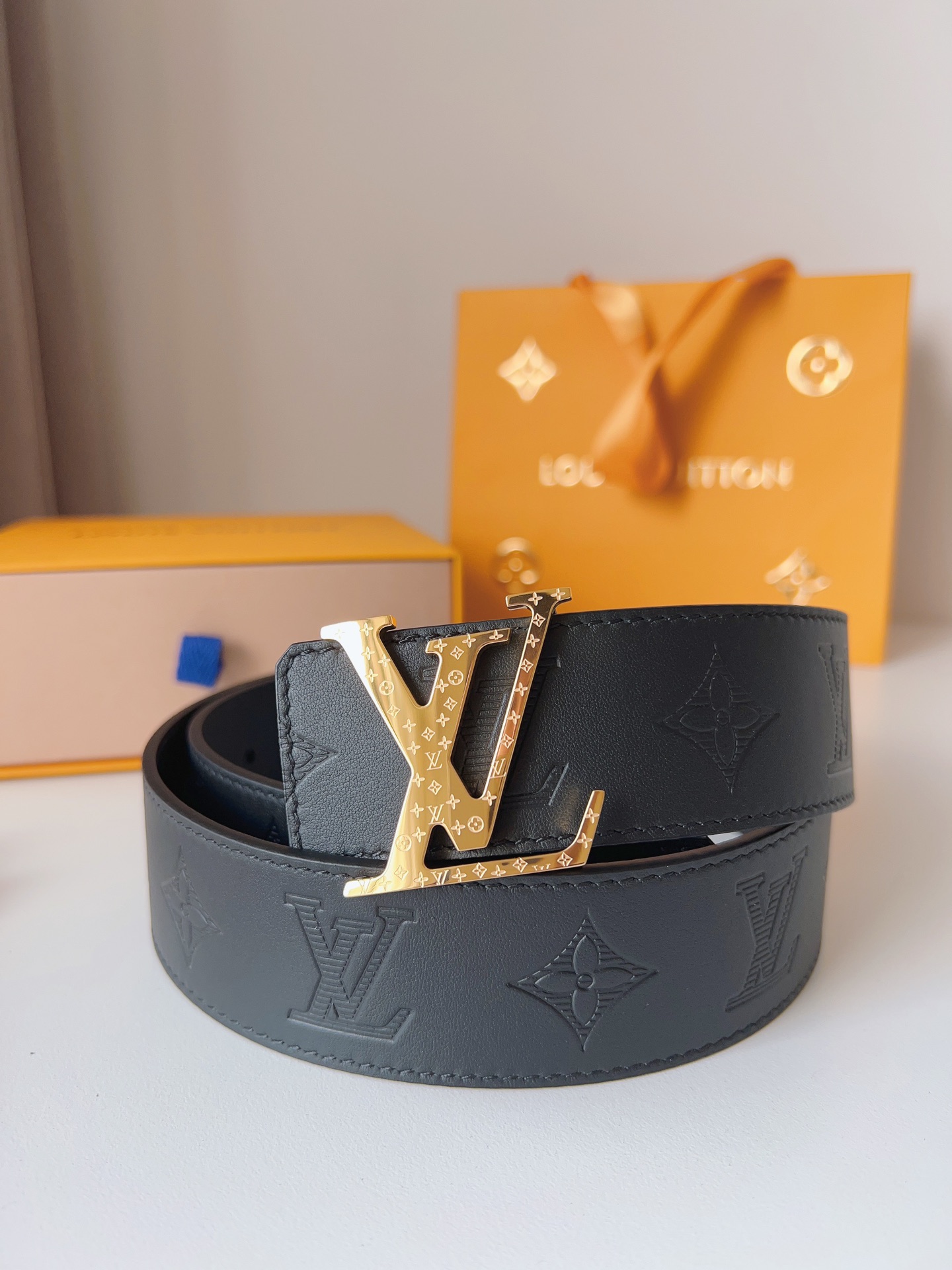 Louis Vuitton Basic Belt 40mm-l