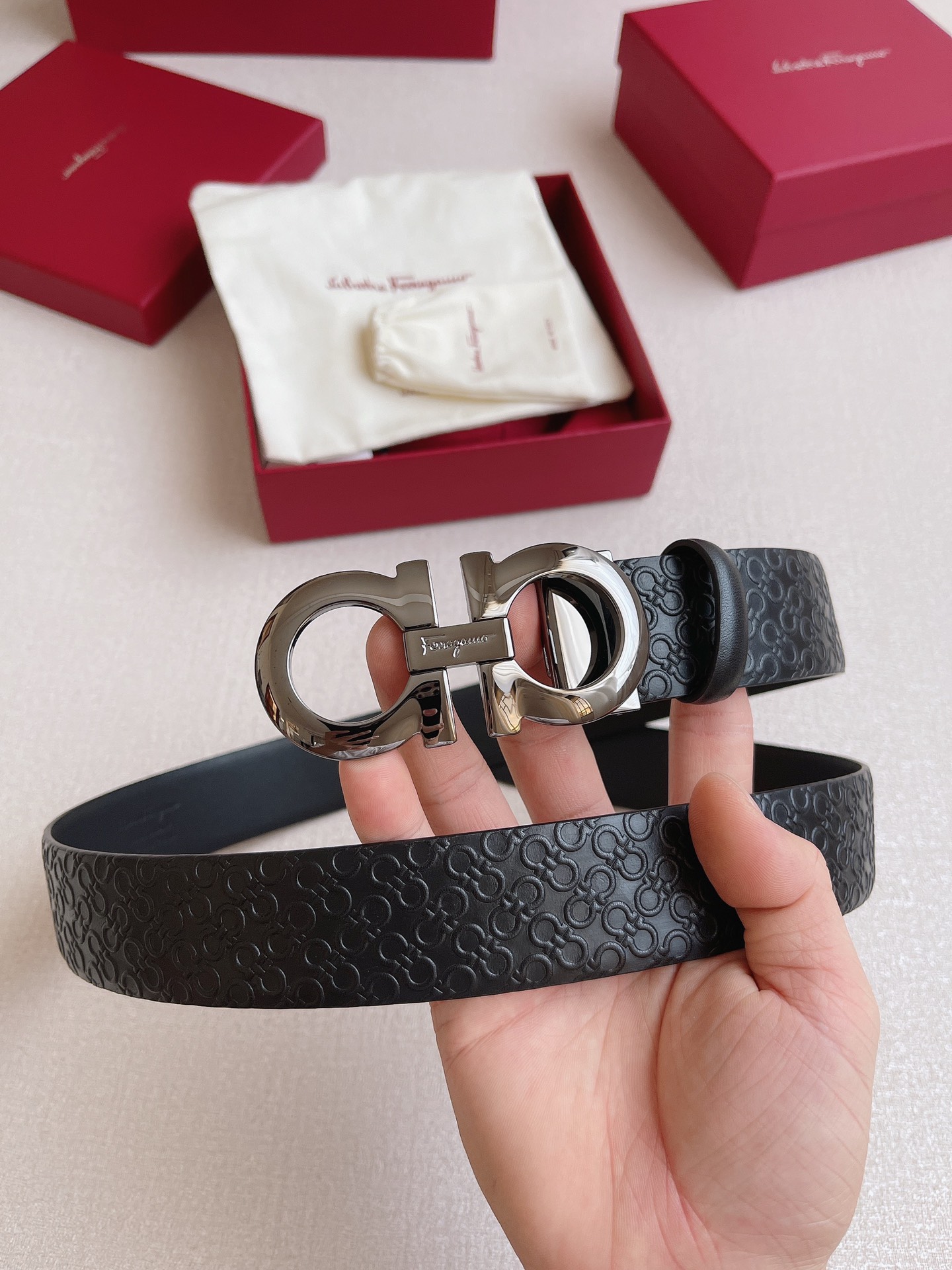 Salvatore Ferragamo Leather Belt Cow Leather Adjustable 35mm