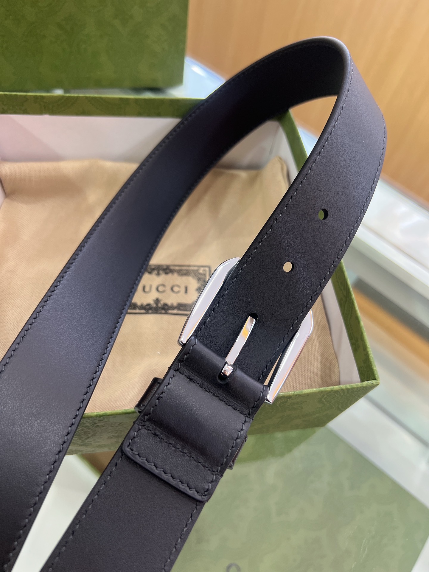 Gucci Basic Belt Top Grain Leather M
