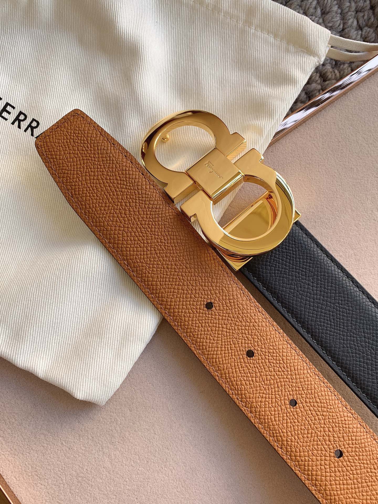 Salvatore Ferragamo Leather Belt
