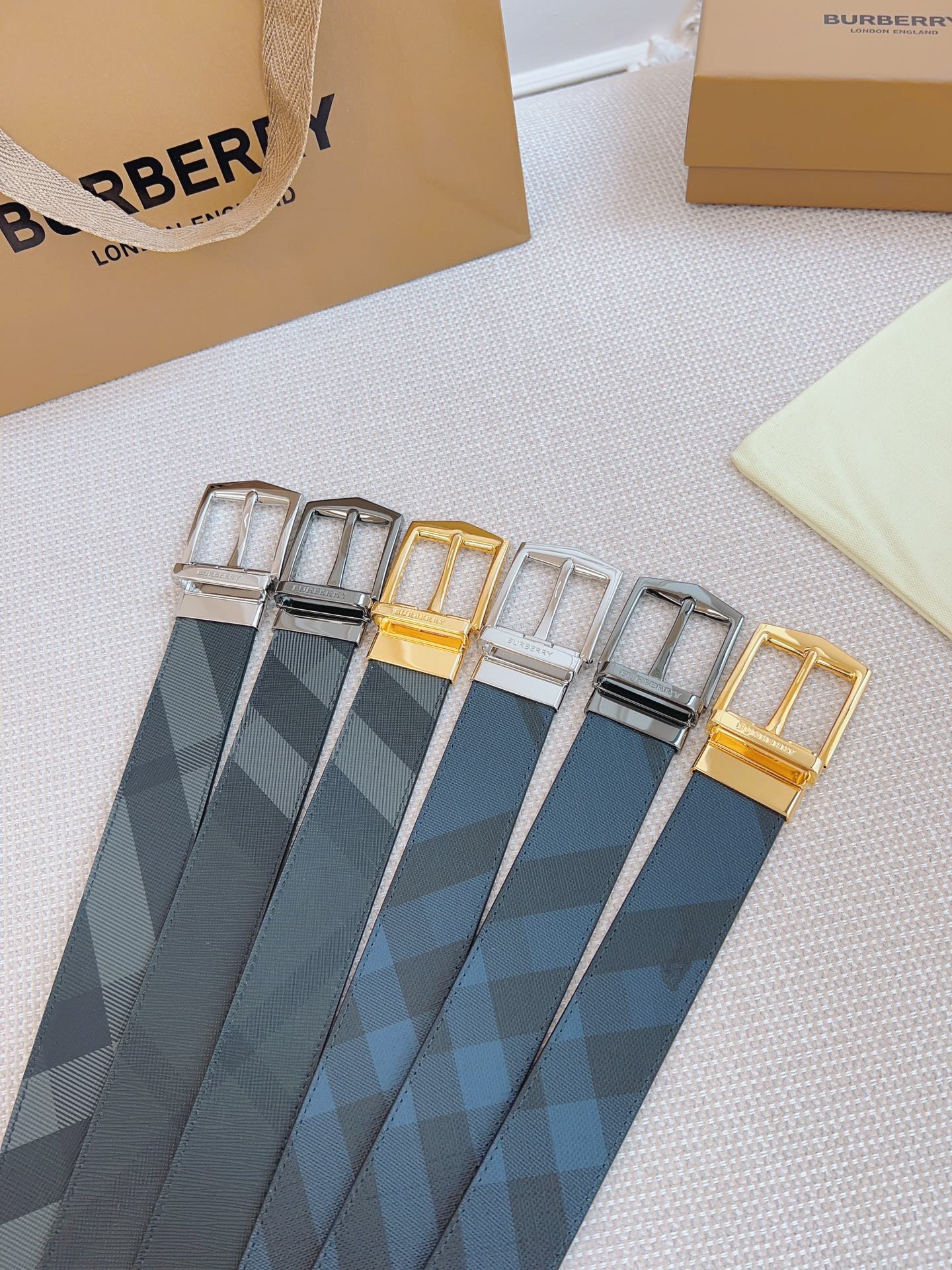 Burberry Basic Belt Cow Leather Black