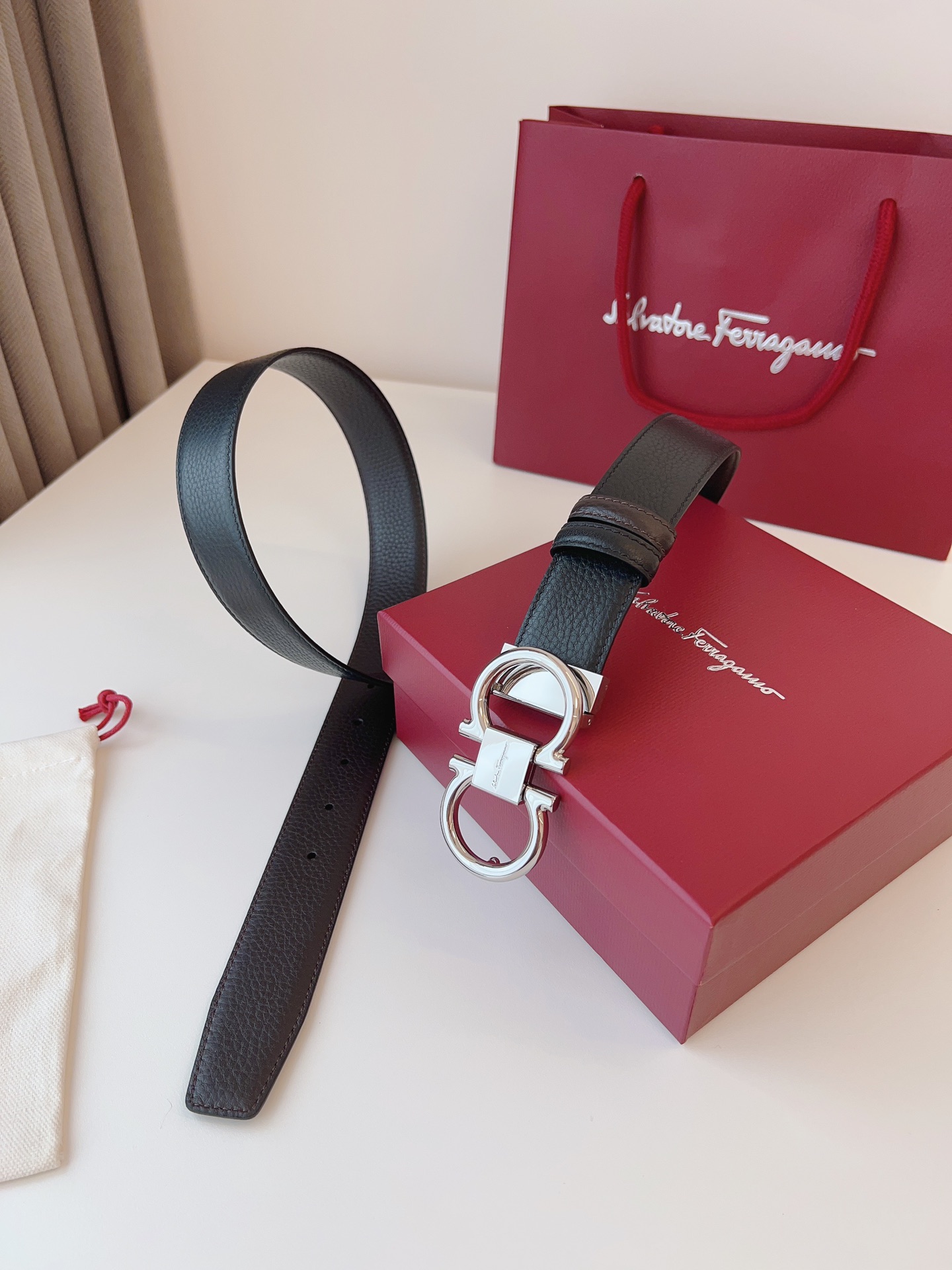 Salvatore Ferragamo Basic Belt Cow Leather M