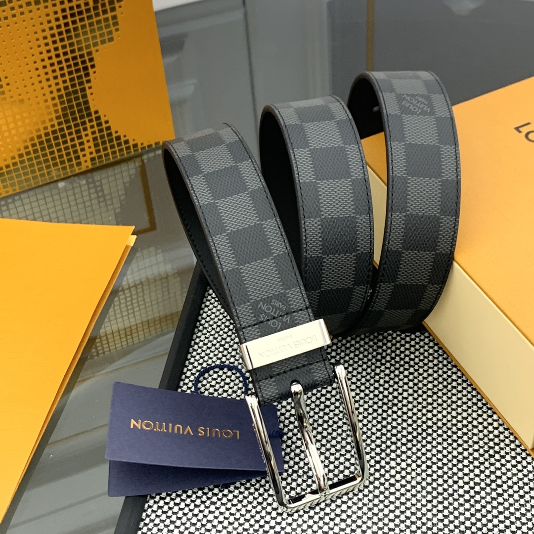 Louis Vuitton Leather Belt Cow Leather M-l