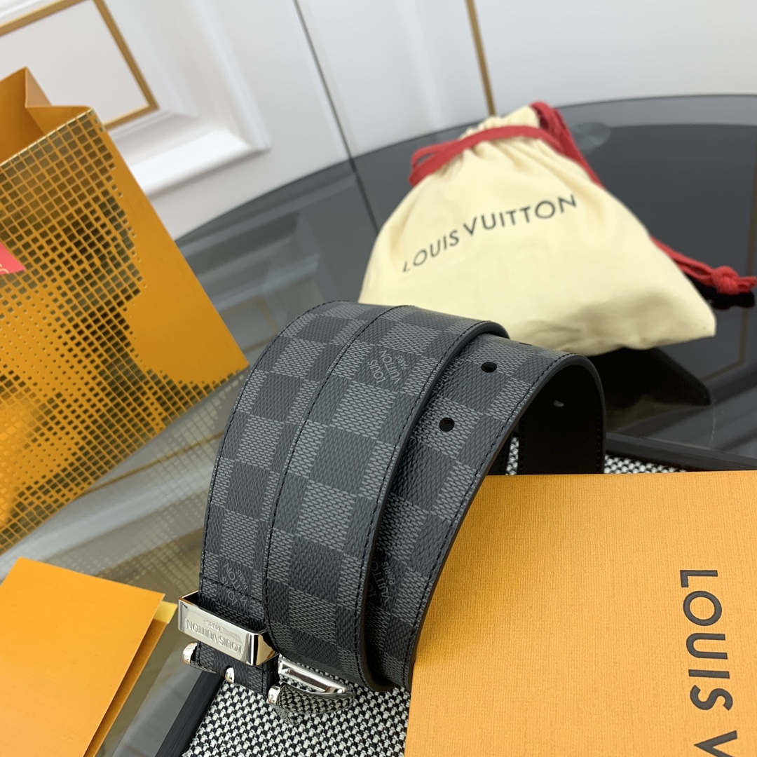 Louis Vuitton Leather Belt Cow Leather M-l