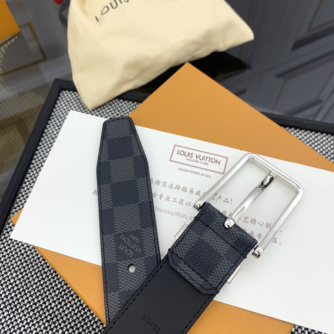 Louis Vuitton Leather Belt Cow Leather M-l