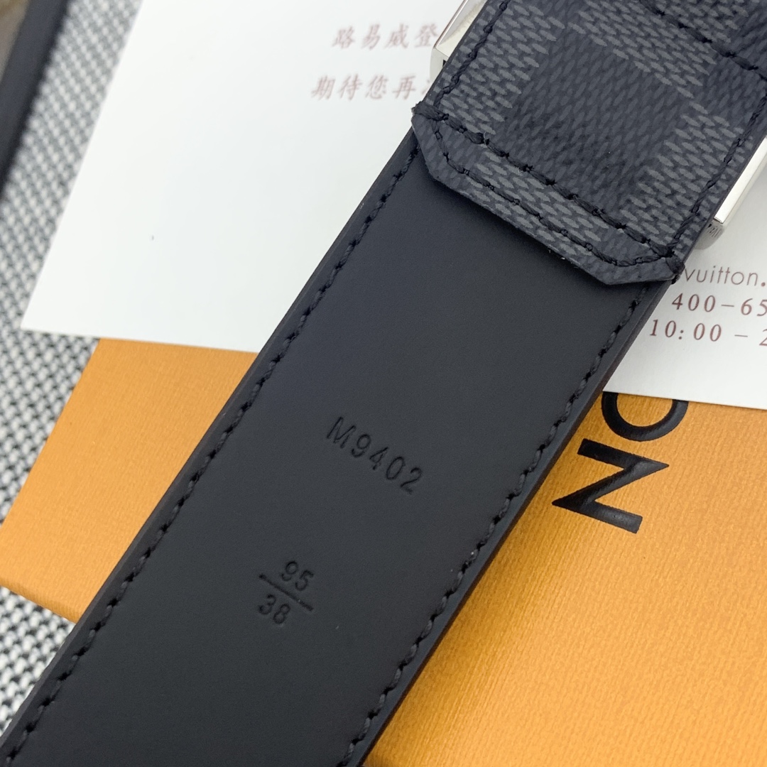 Louis Vuitton Leather Belt Cow Leather M-l