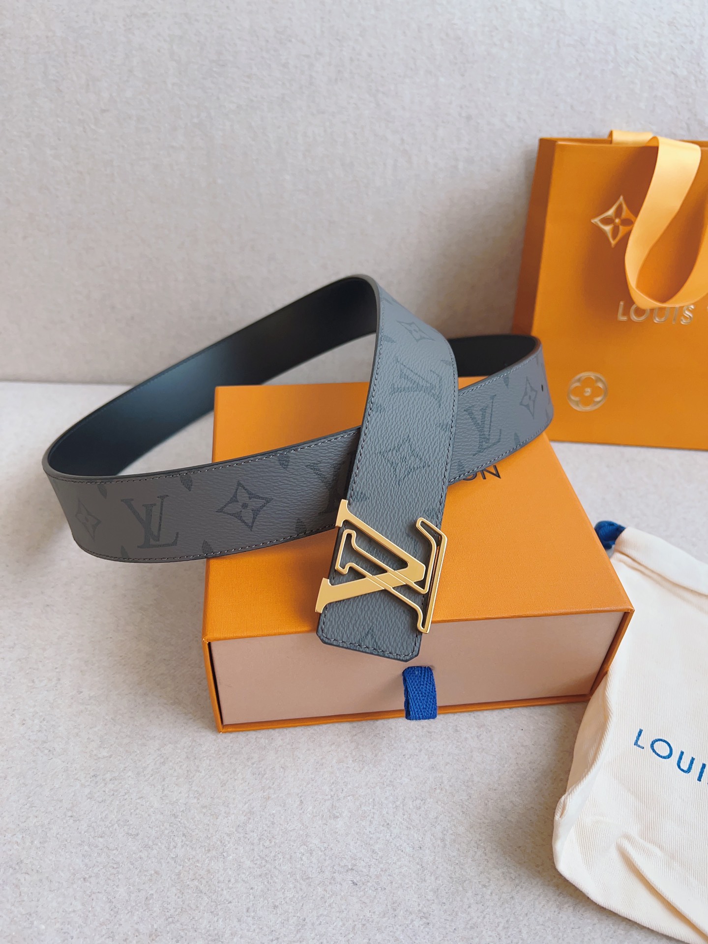 Louis Vuitton Basic Belt 40mm-l