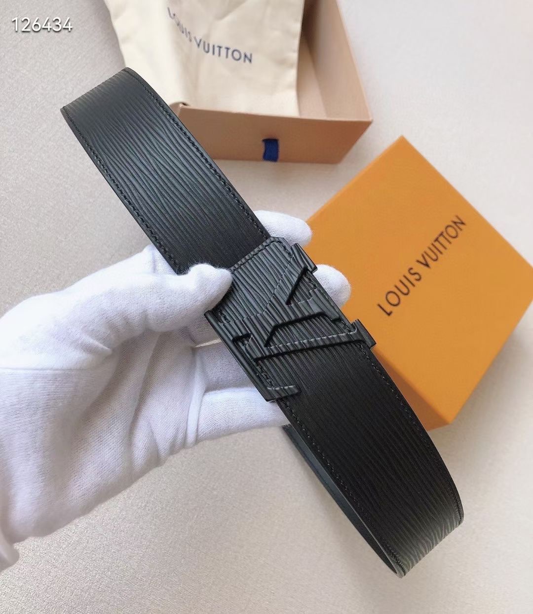 Louis Vuitton Leather Belt Cow Leather Black L