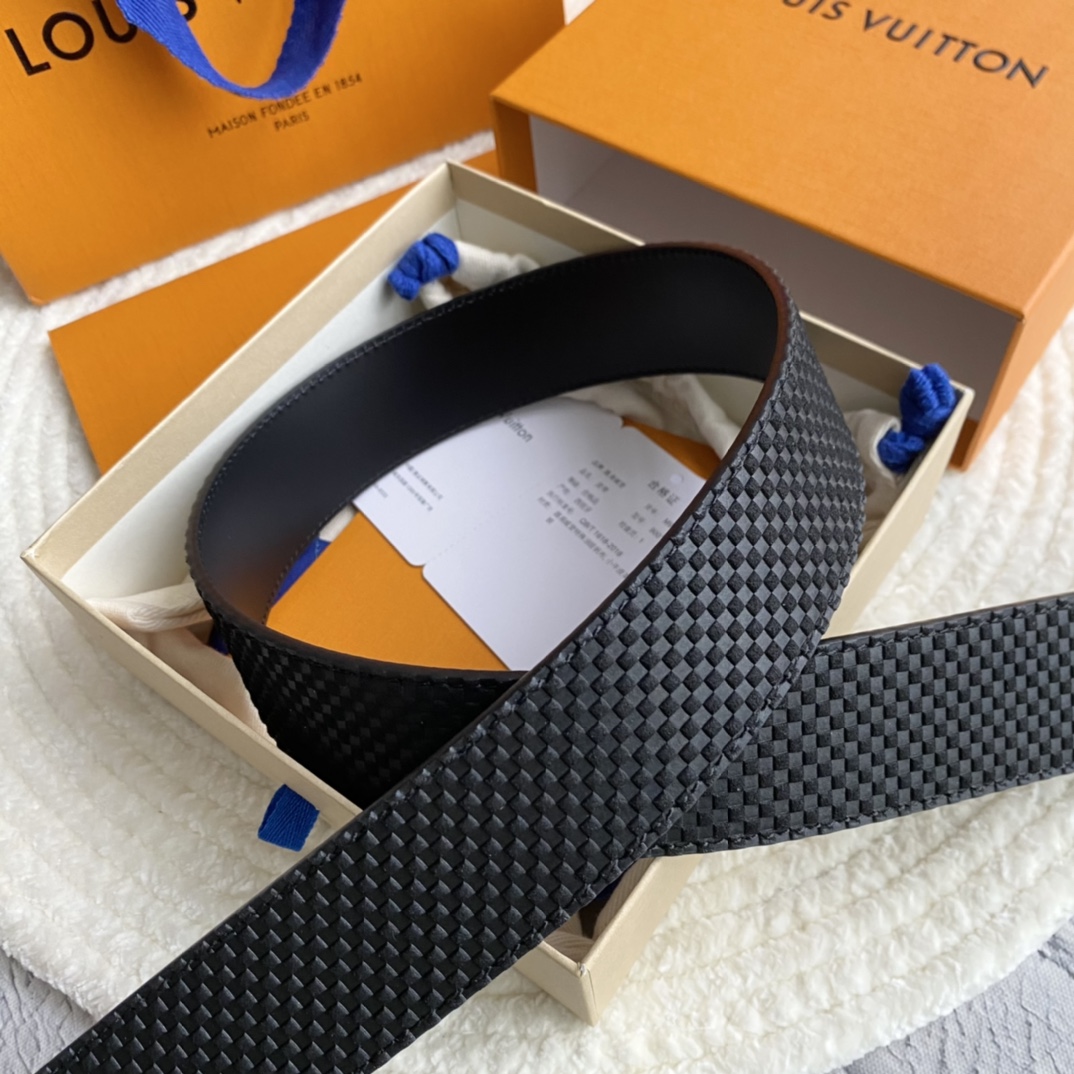 Louis Vuitton Leather Belt S-m-l