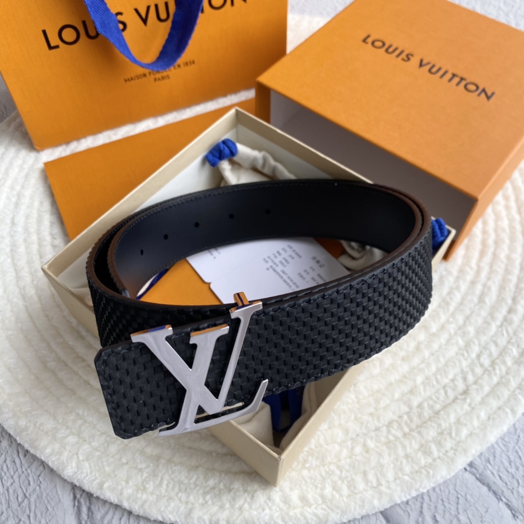 Louis Vuitton Leather Belt S-m-l