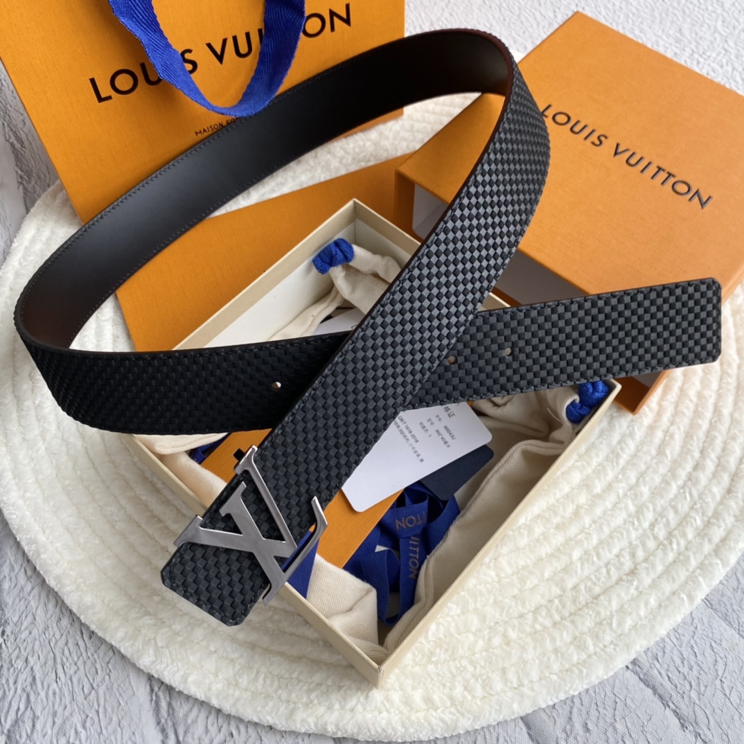 Louis Vuitton Leather Belt S-m-l