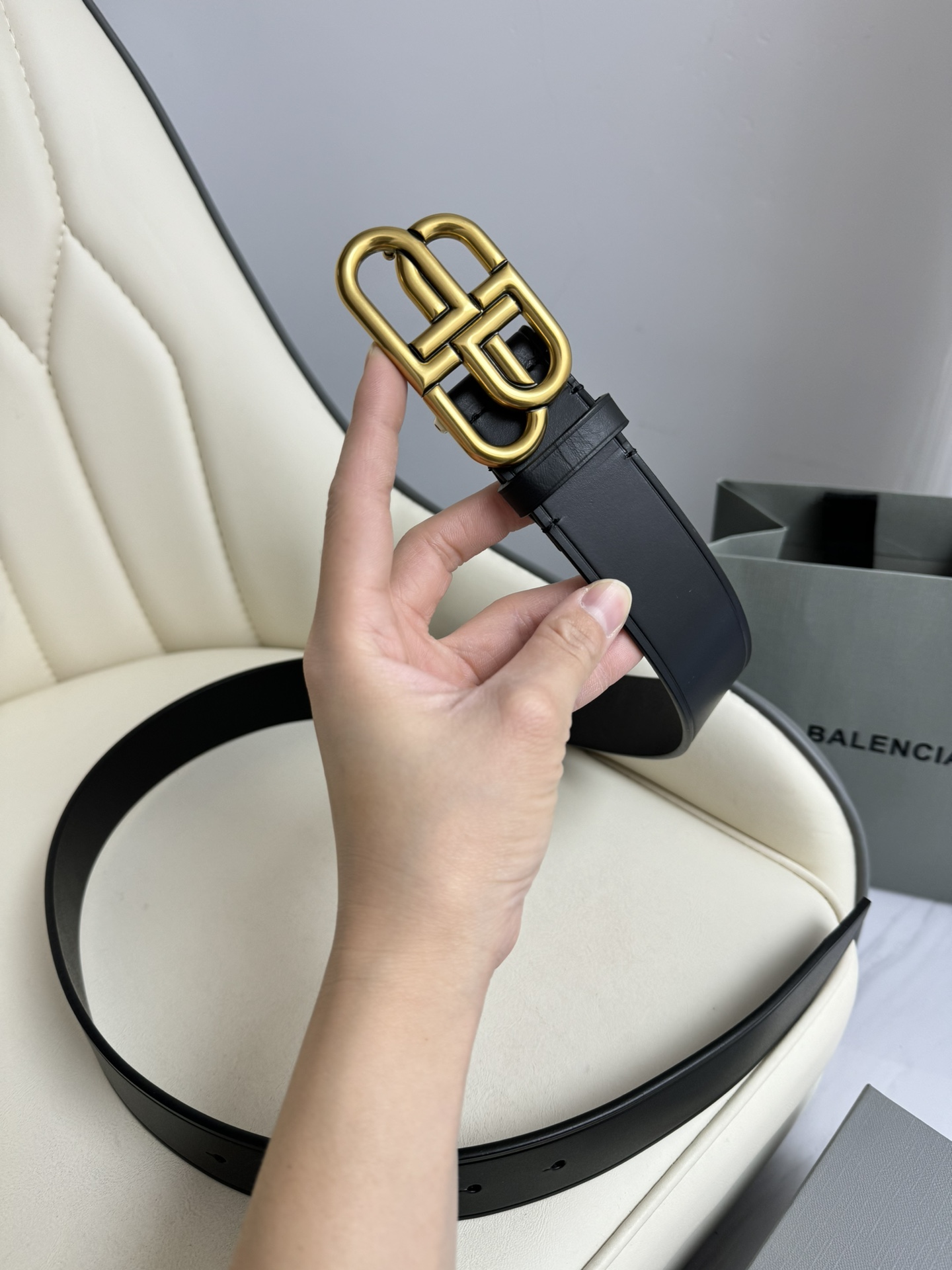 Balenciaga Basic Belt Cow Leather M-l