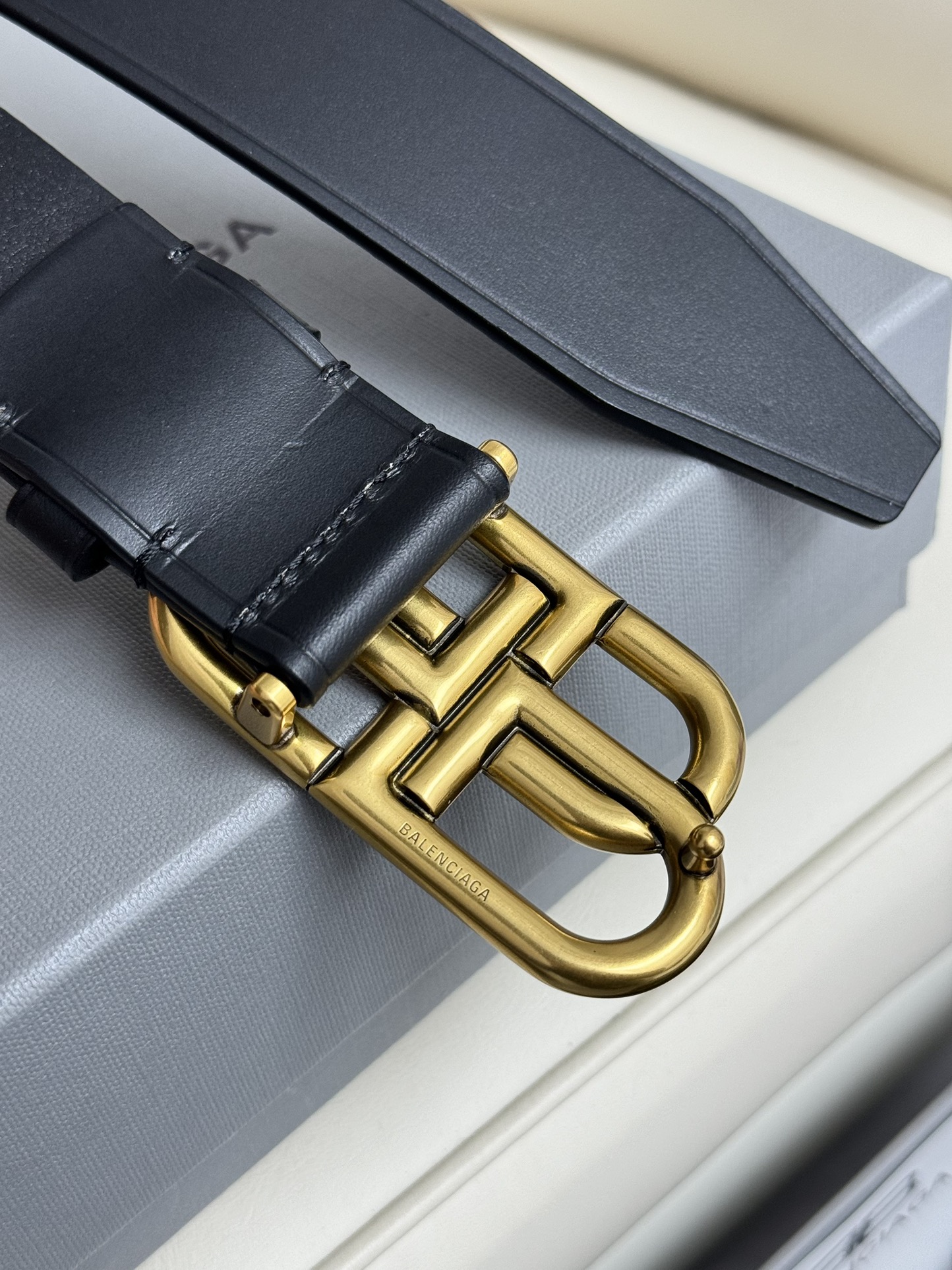 Balenciaga Basic Belt Cow Leather M-l