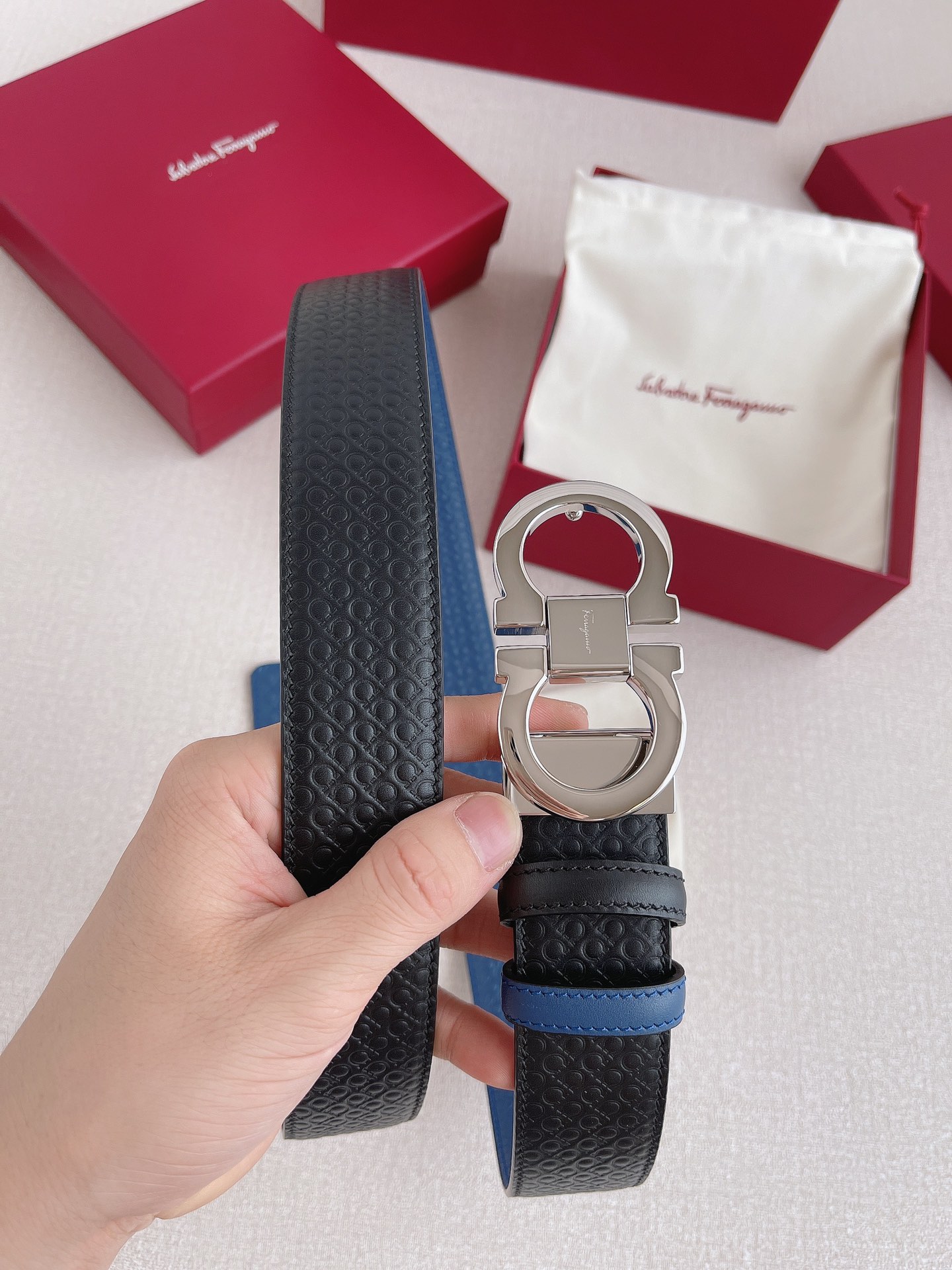 Salvatore Ferragamo Leather Belt Cow Leather Gold Adjustable 35mm-m