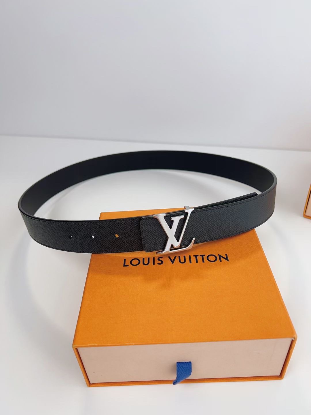Louis Vuitton Basic Belt Top Grain Leather M