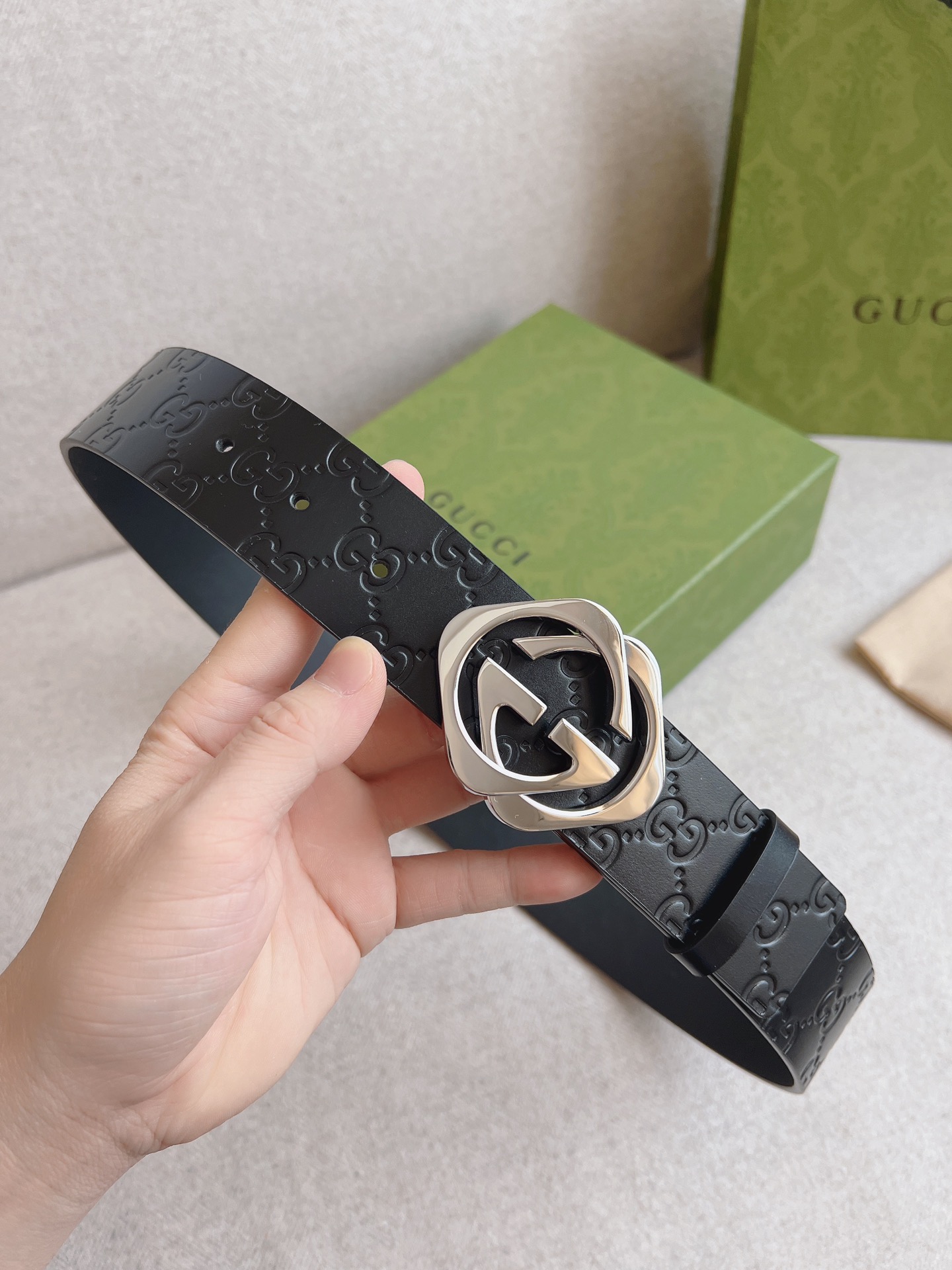 Gucci Basic Belt S-m