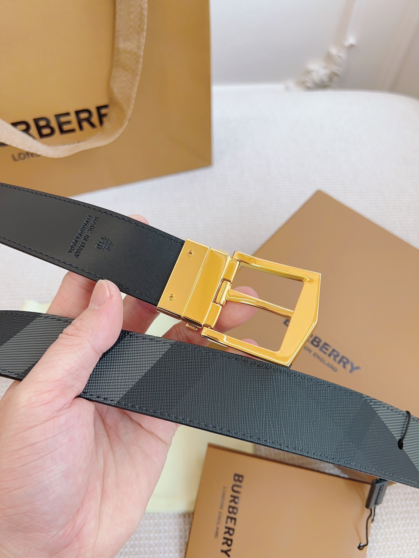 Burberry Basic Belt Cow Leather Black