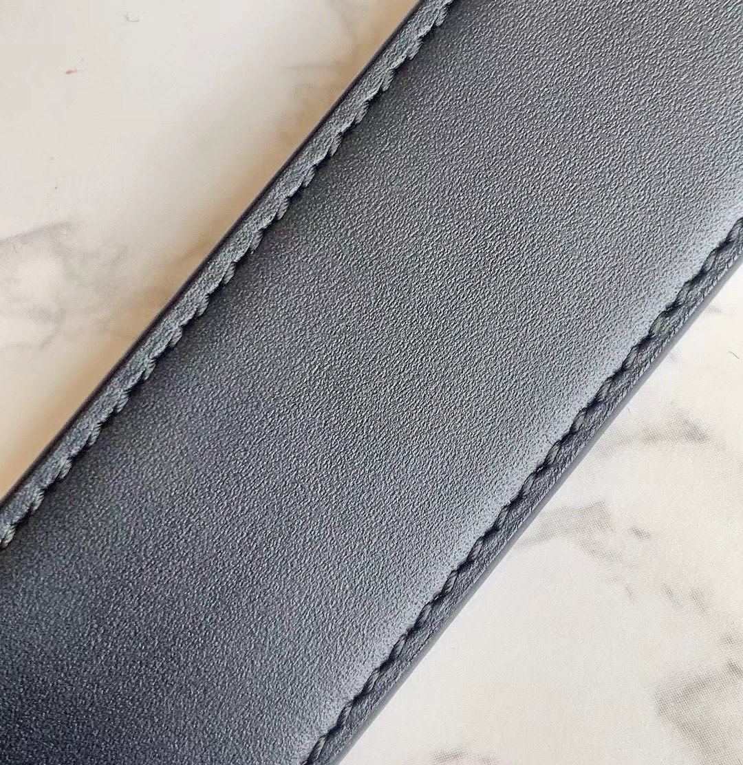 Salvatore Ferragamo Male Leather Belt M