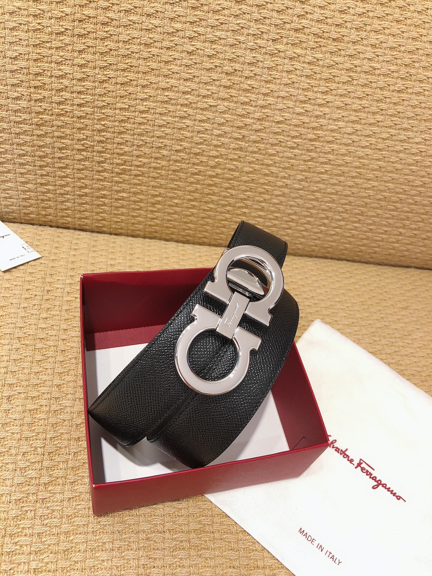 Salvatore Ferragamo Male Leather Belt Top Grain Leather M