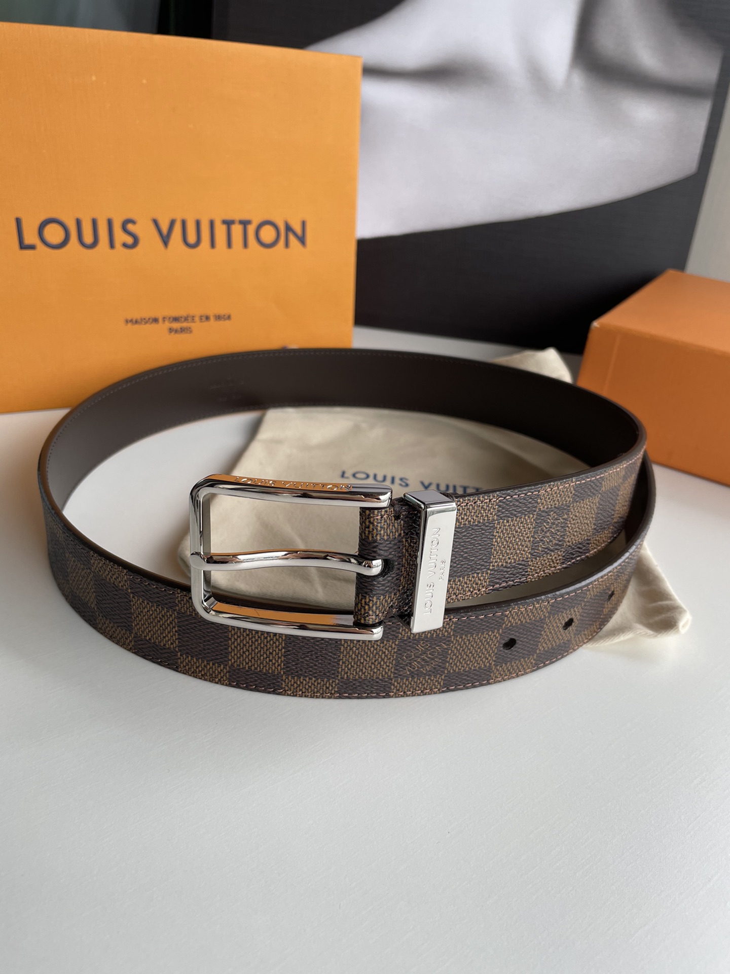 Louis Vuitton Leather Belt Cow Leather M